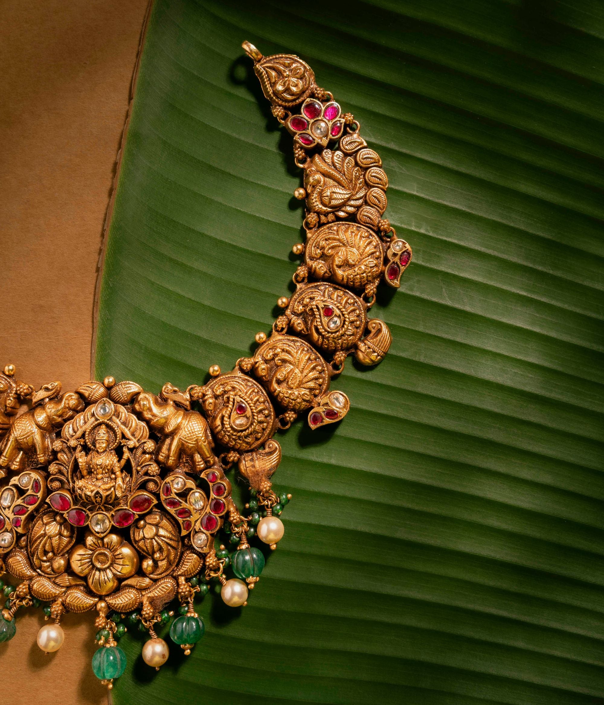 Exquisite-silver-jewellery-necklace-Chennai.jpg