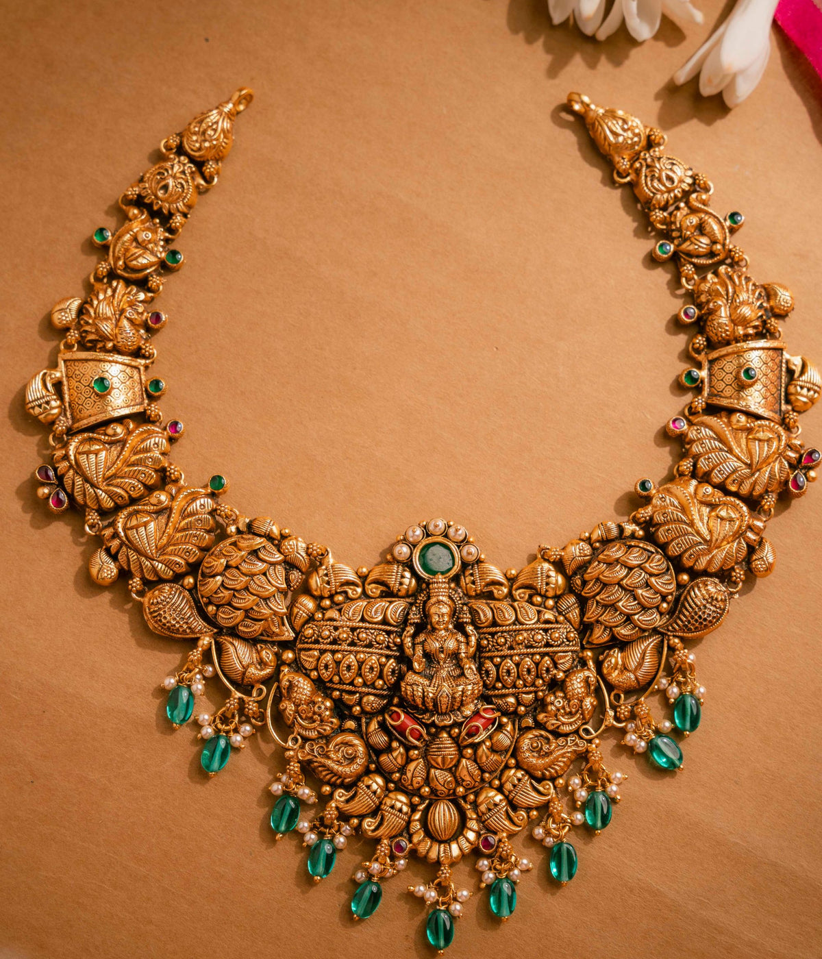 Handcrafted-silver-jewellery-necklace-Chennai.jpg