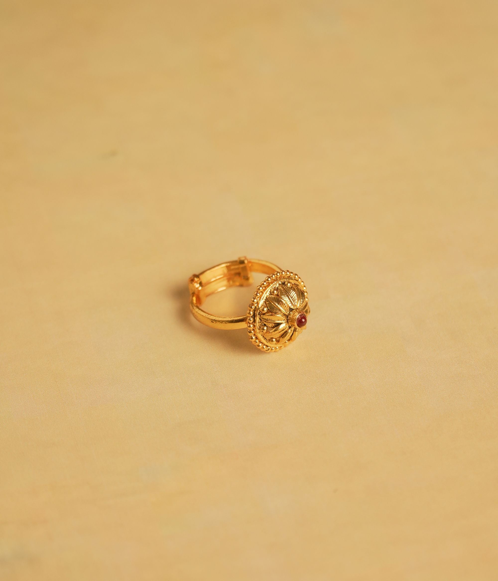 Handcrafted-silver-jewellery-rings-Chennai.jpg