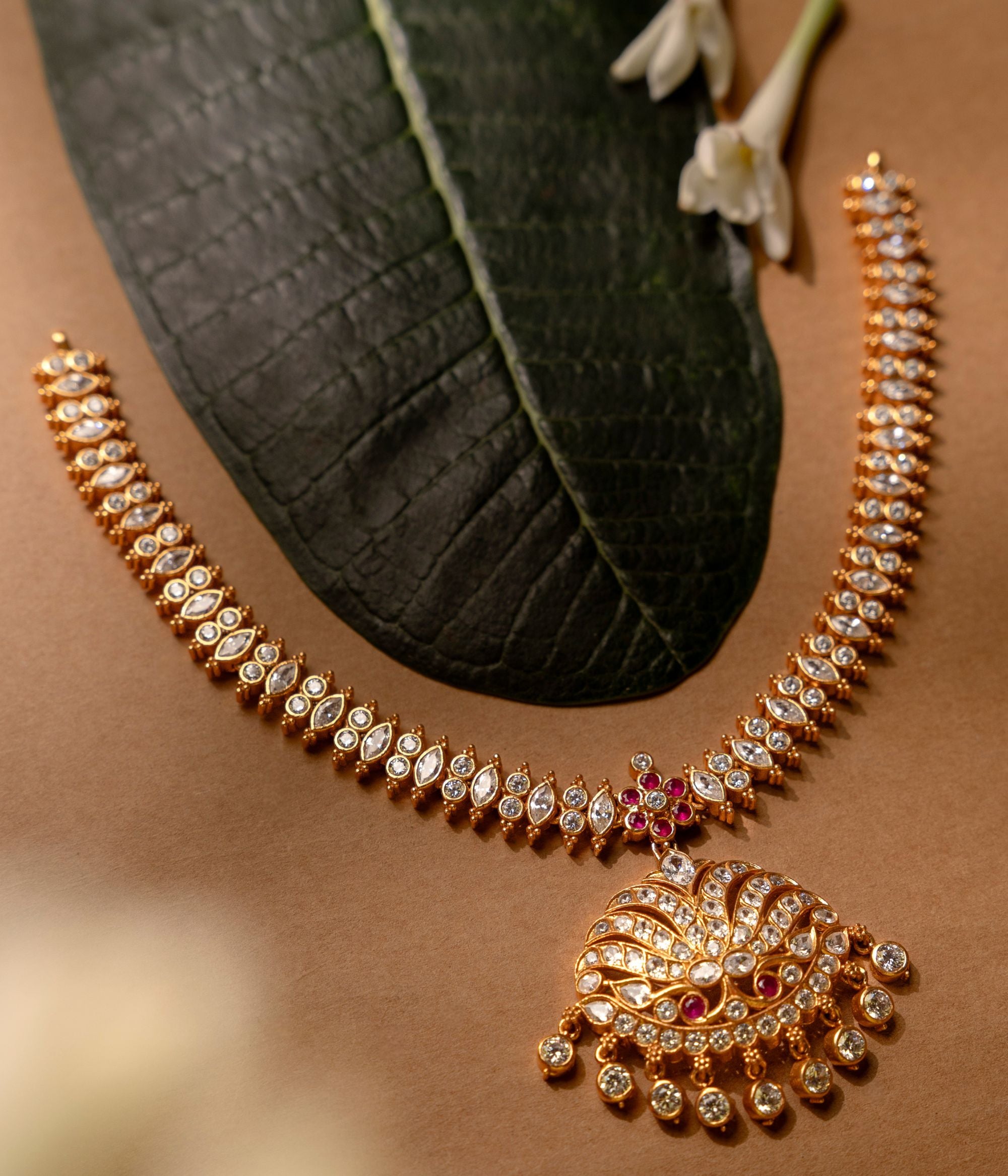 Luxury-silver-jewellery-necklace-Chennai.jpg