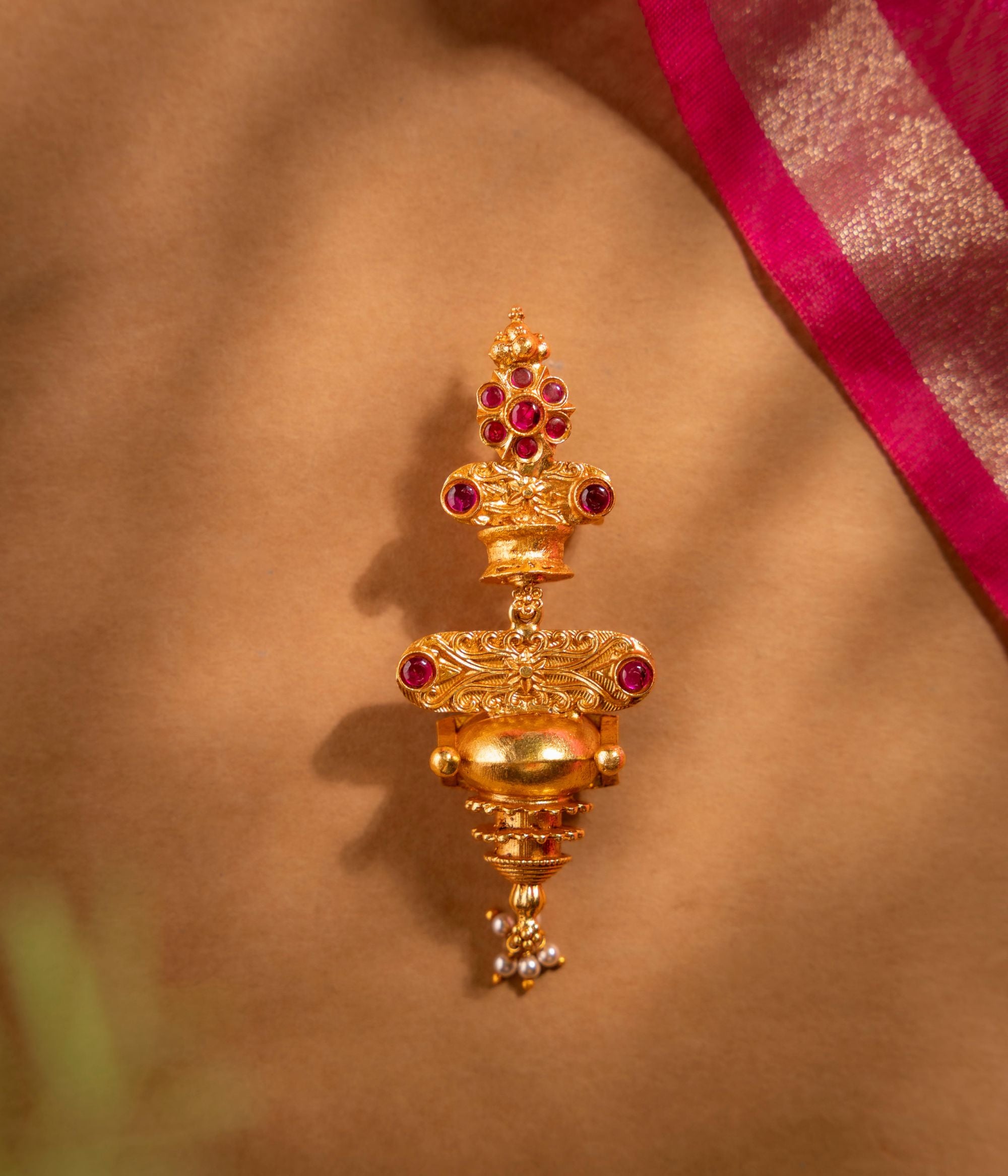 Handcrafted-silver-jewellery-pendant-Chennai.jpg