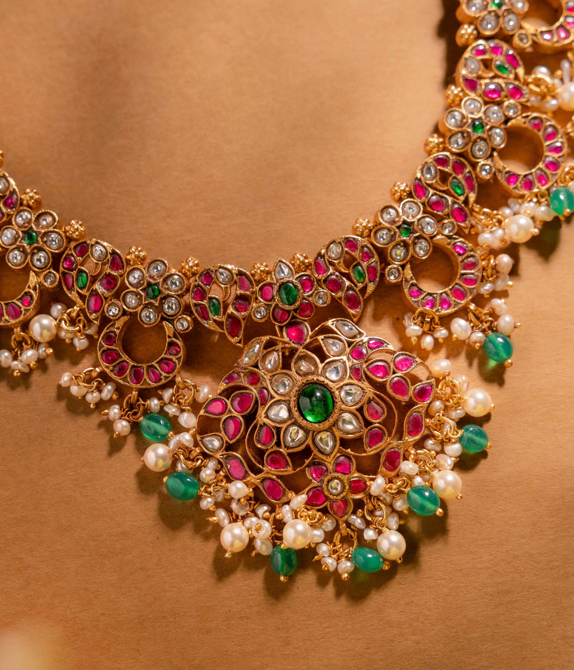 Exquisite-silver-jewellery-necklace-Chennai.jpg
