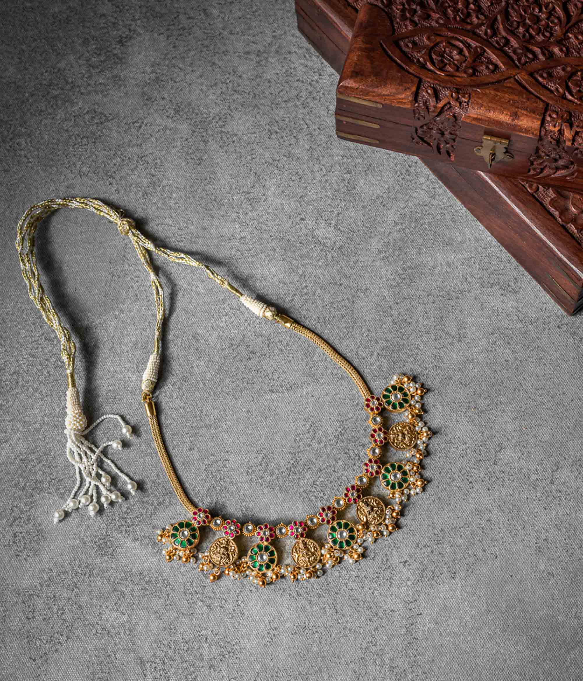 Leher Necklace