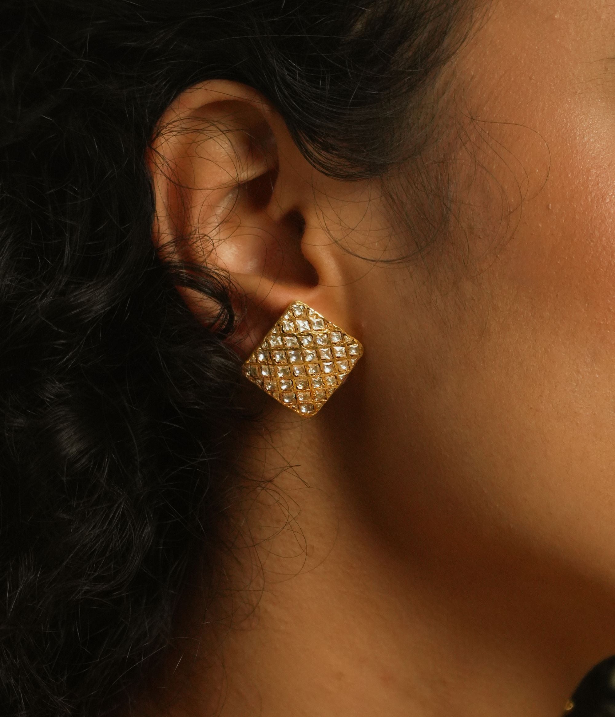 Luxury-silver-jewellery-studs-Chennai.jpg
