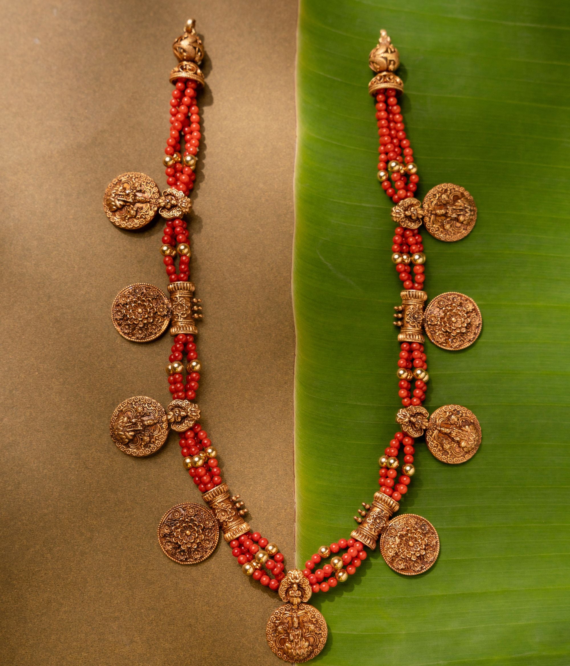 Handcrafted-silver-jewellery-necklace-Chennai.jpg