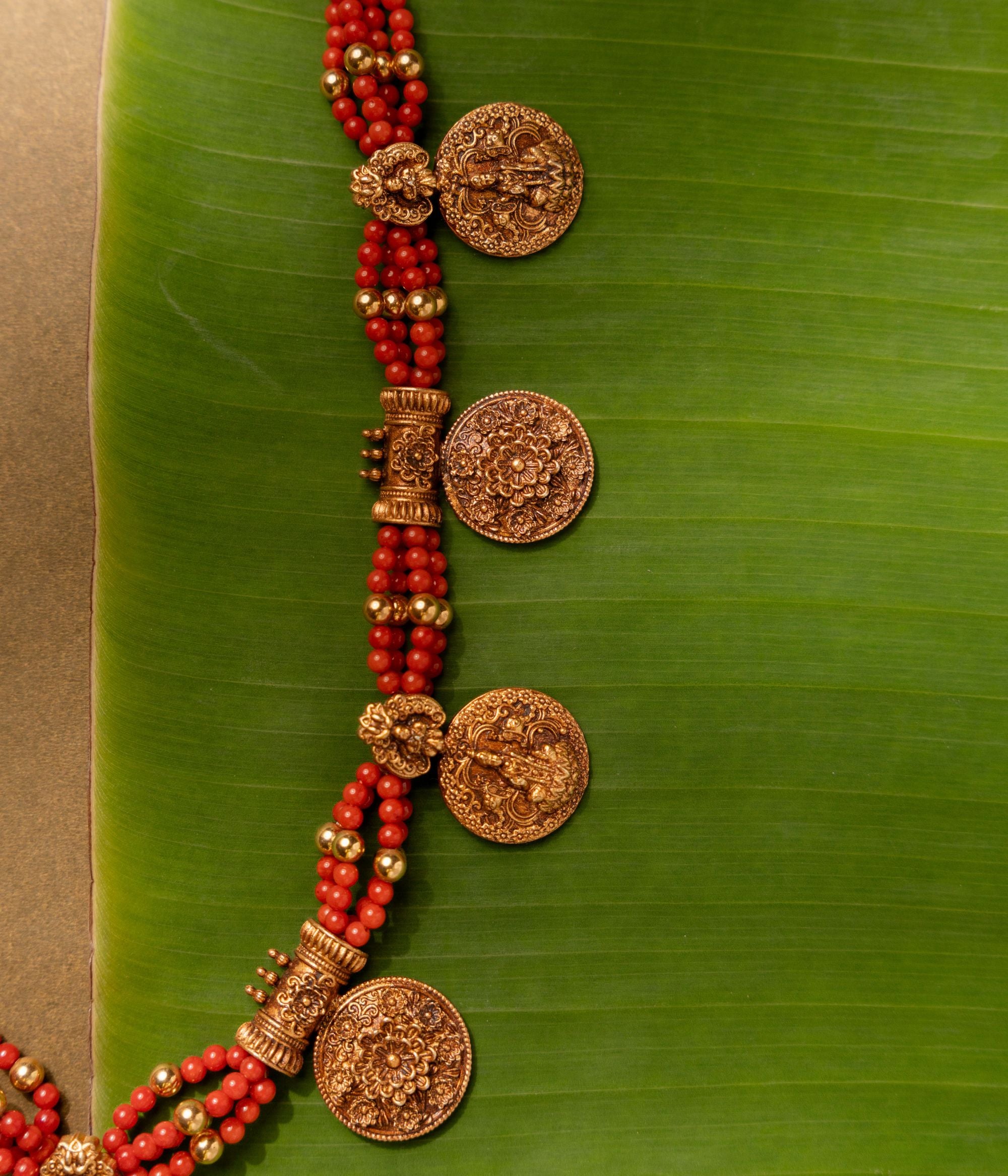 Exquisite-silver-jewellery-necklace-Chennai.jpg