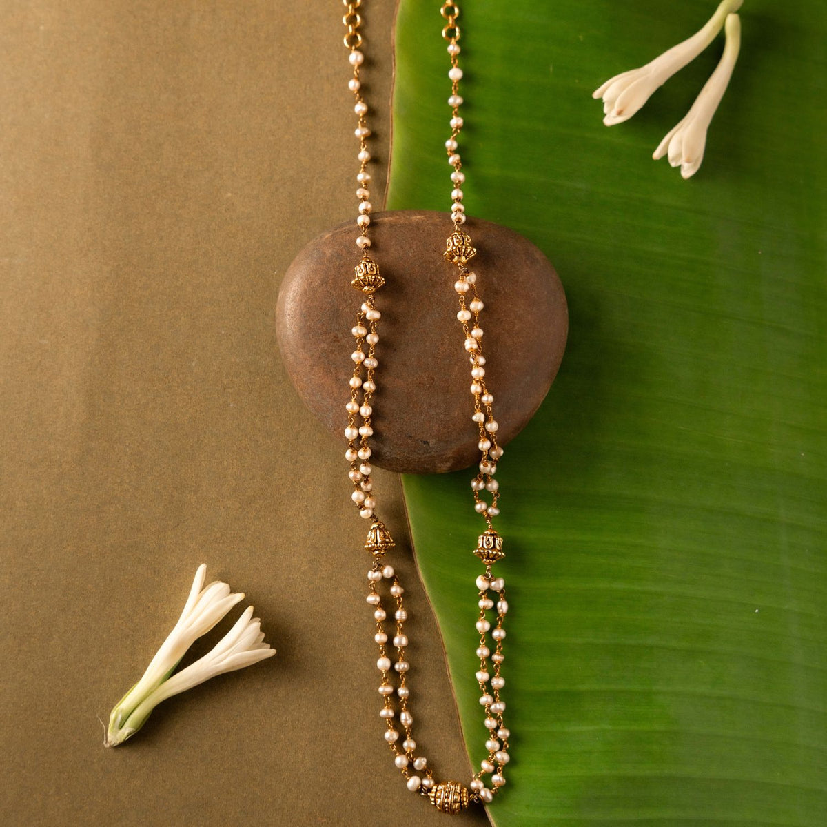 Exquisite-silver-jewellery-necklace-Chennai.jpg