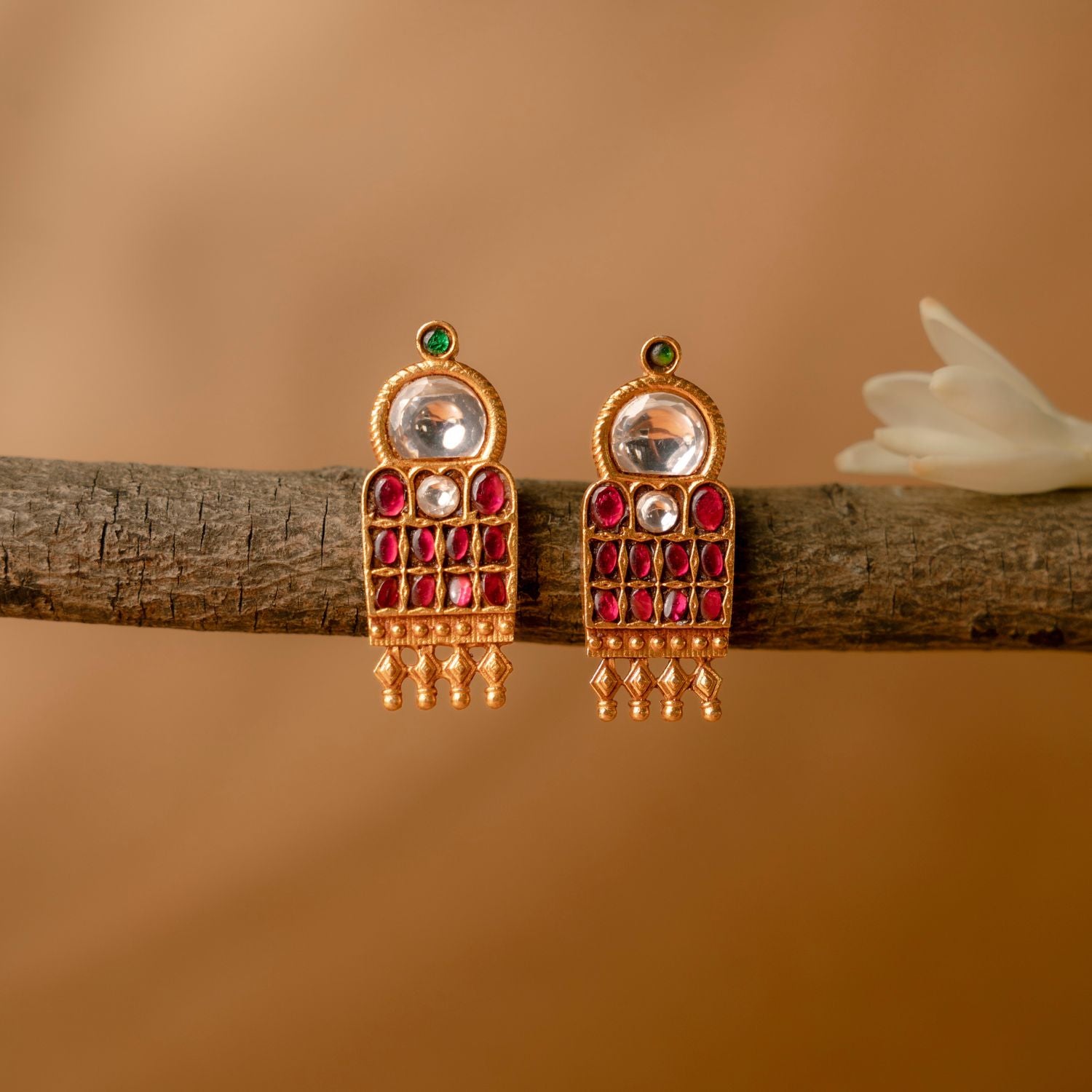 Traditional-silver-jewellery-studs-Chennai.jpg
