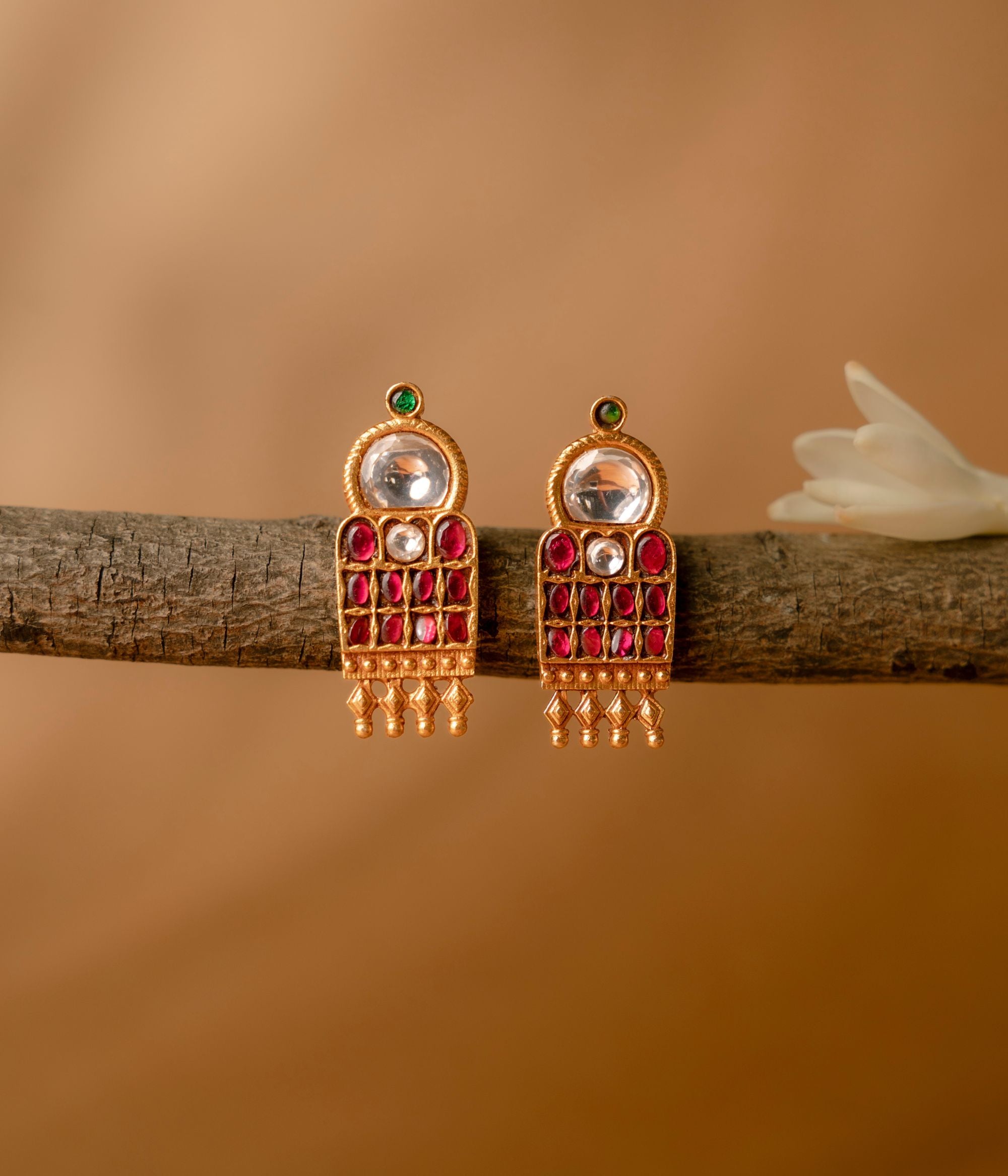 Luxury-silver-jewellery-studs-Chennai.jpg