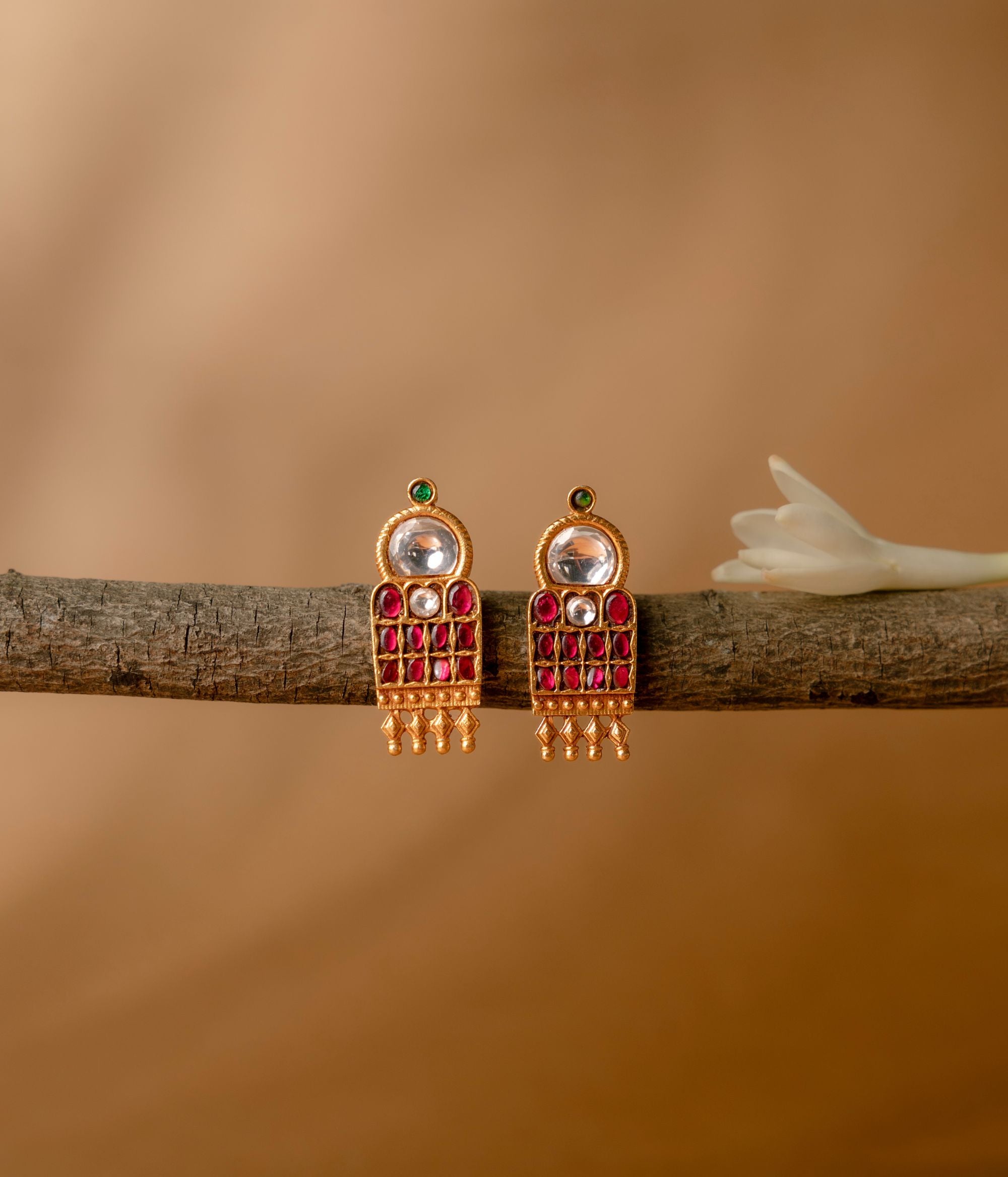 Unique-silver-jewellery-studs-Chennai.jpg