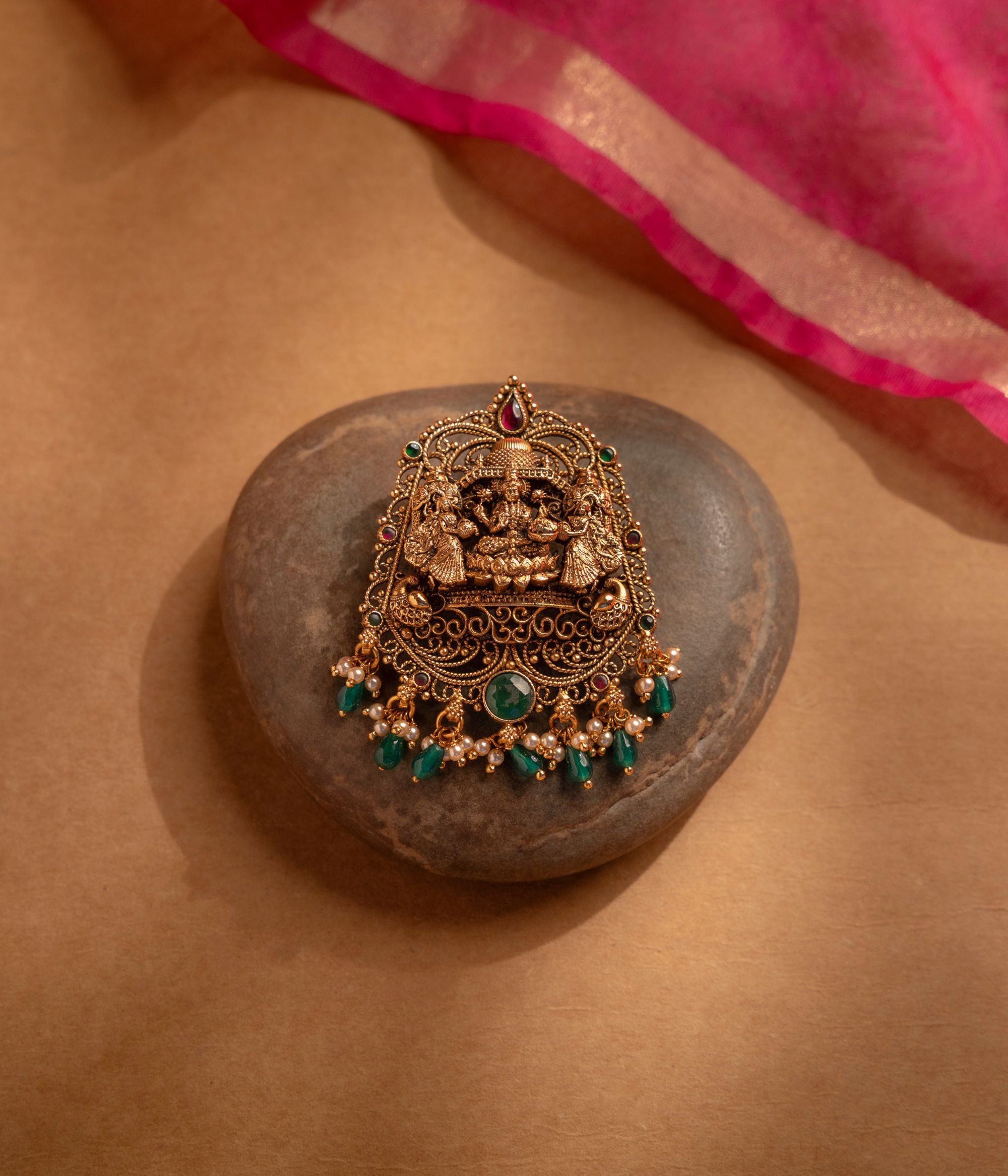 Luxury-silver-jewellery-pendant-Chennai.jpg