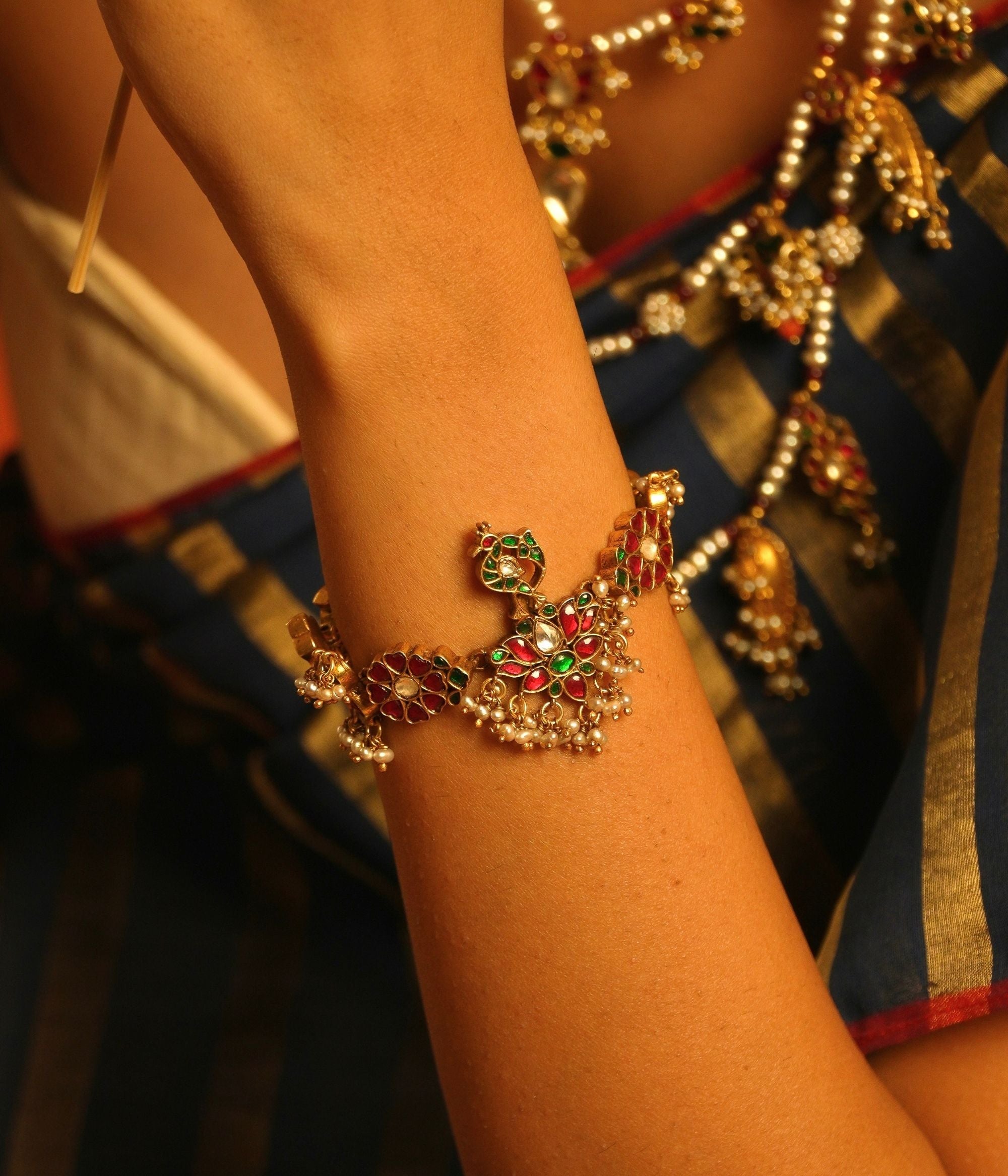 Handcrafted-silver-jewellery-bracelets-Chennai.jpg