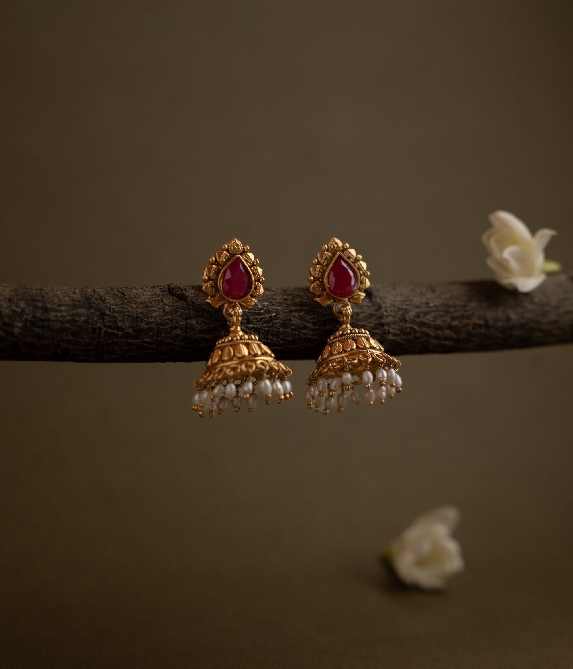Handcrafted-silver-jewellery-earrings-Chennai.jpg