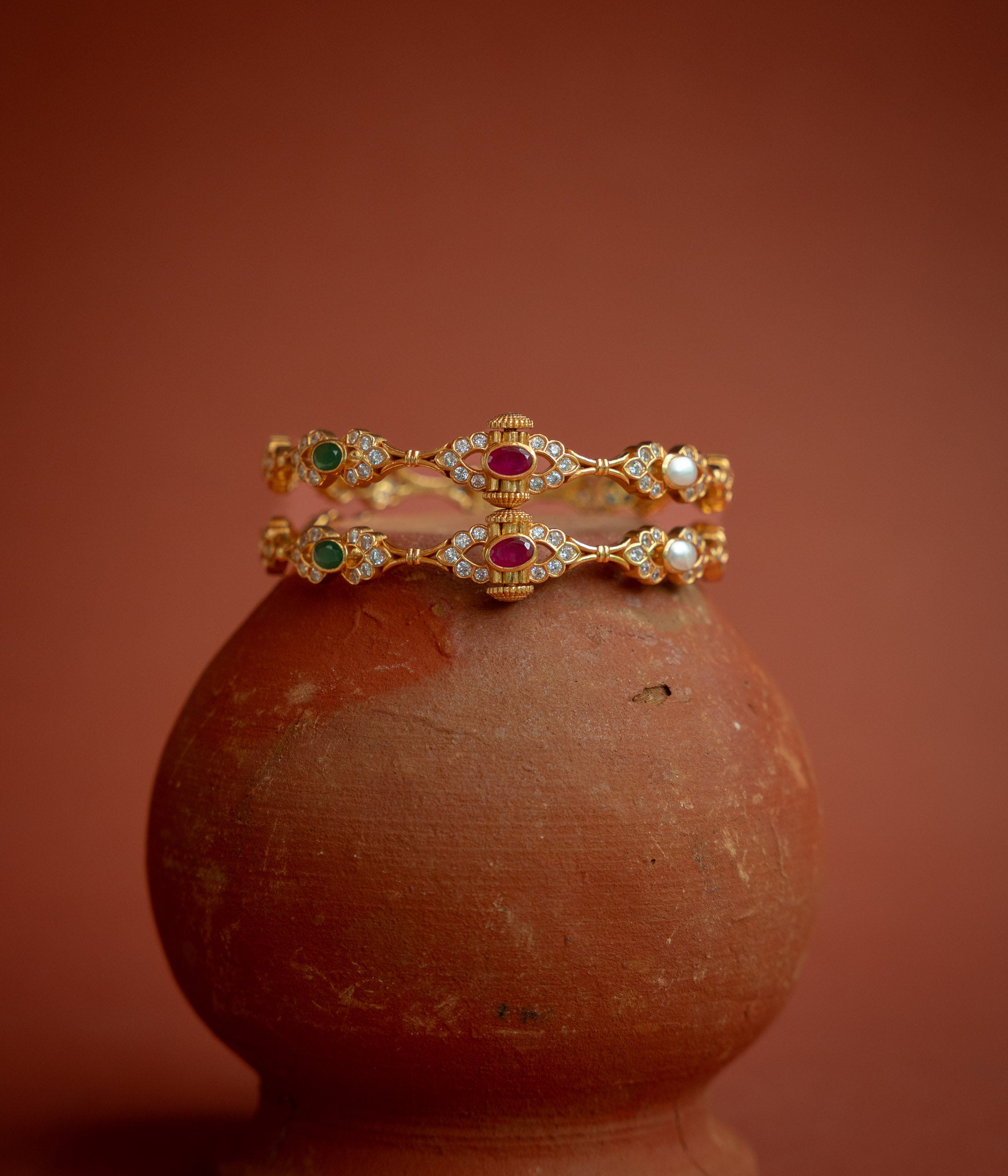 Navaratna circle energy bangle
