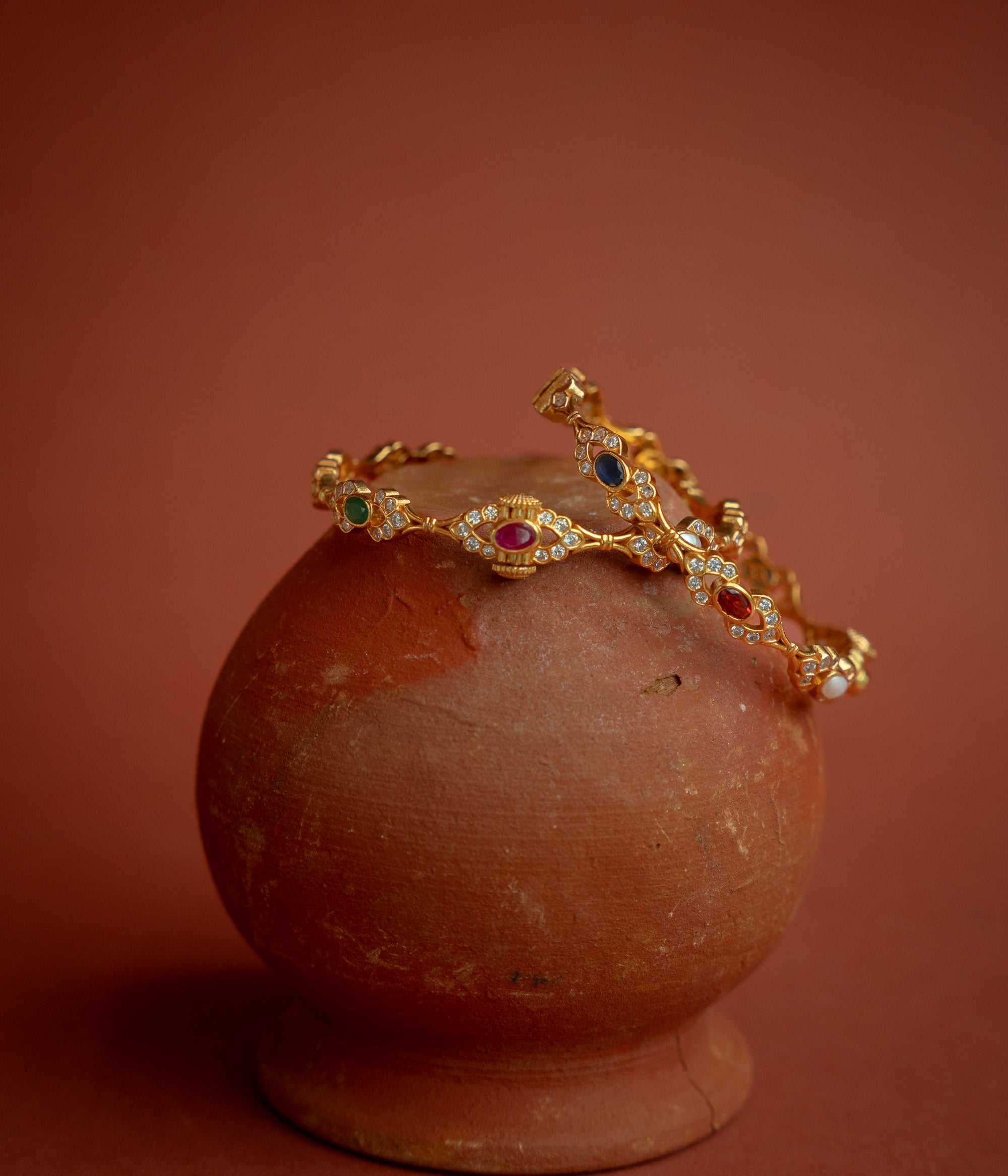 Navaratna circle energy bangle