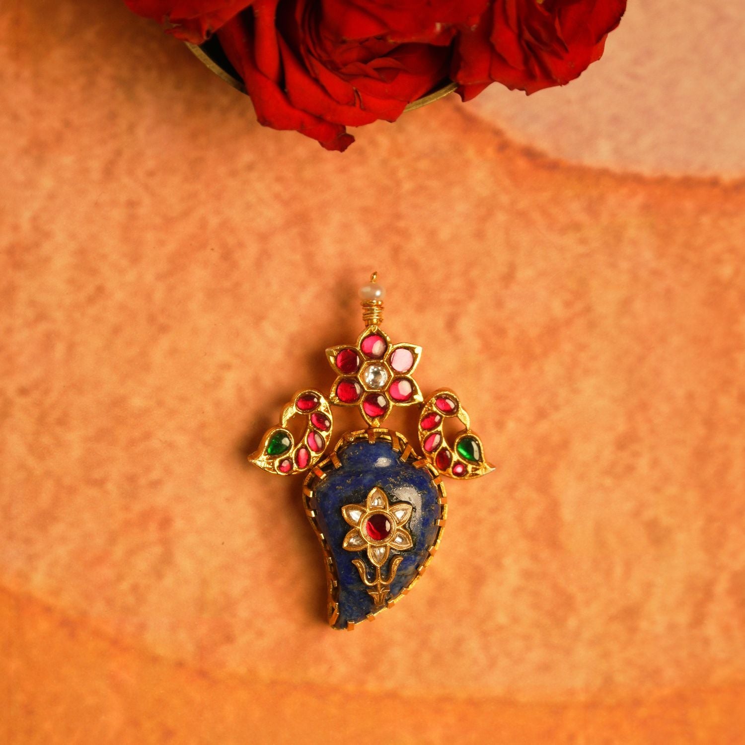 Handcrafted-silver-jewellery-pendant-Chennai.jpg