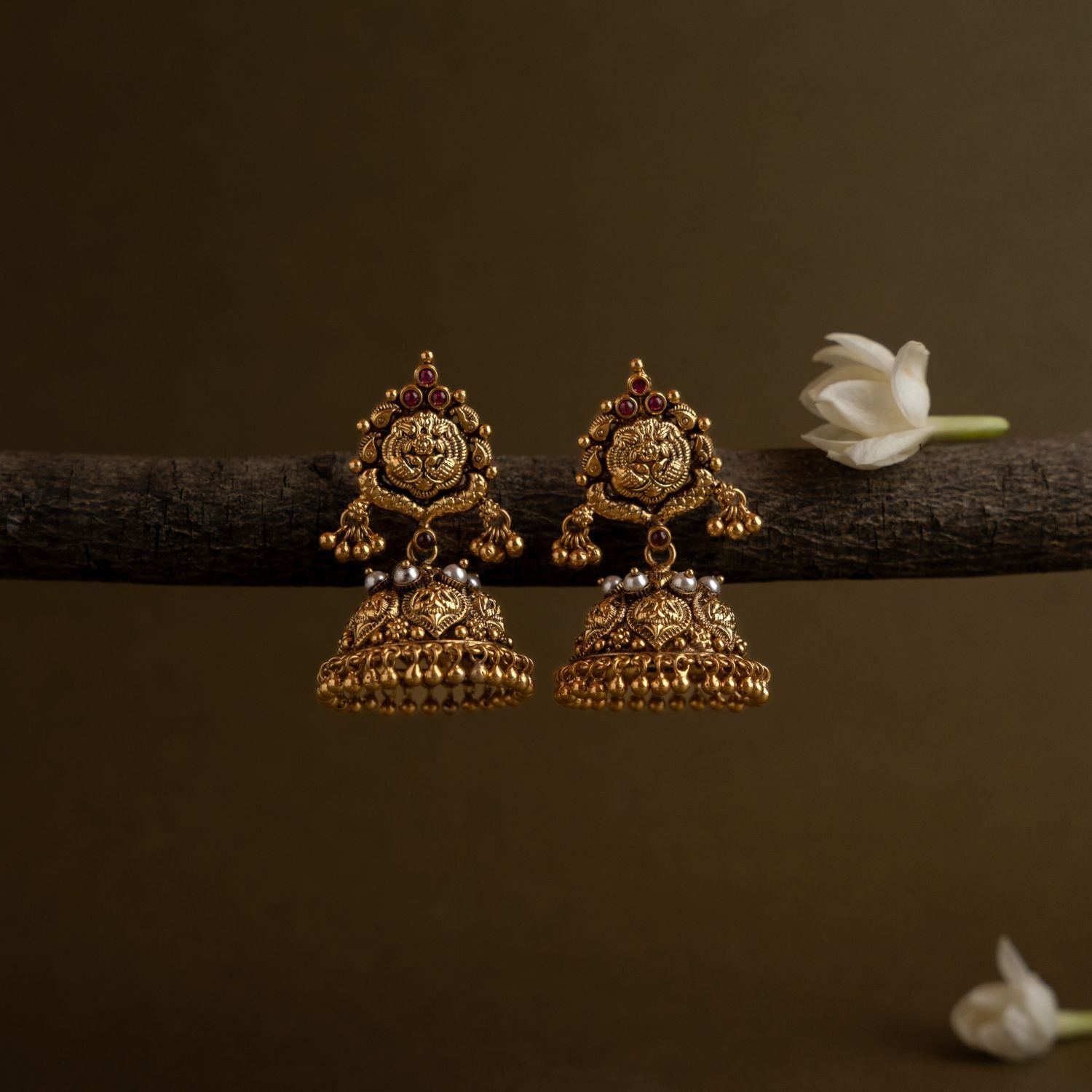 Traditional-silver-jewellery-earrings-Chennai.jpg