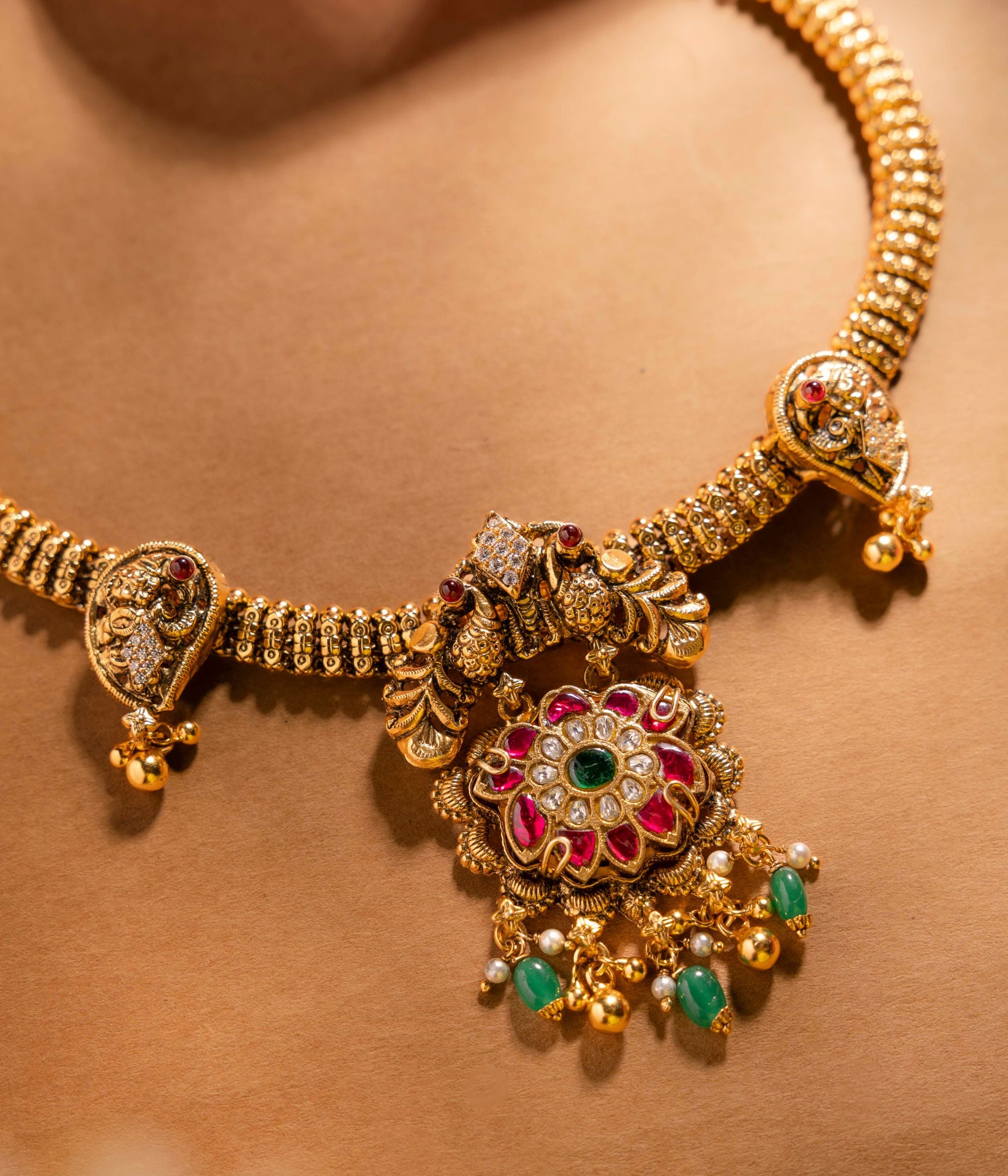 Handcrafted-silver-jewellery-necklace-Chennai.jpg