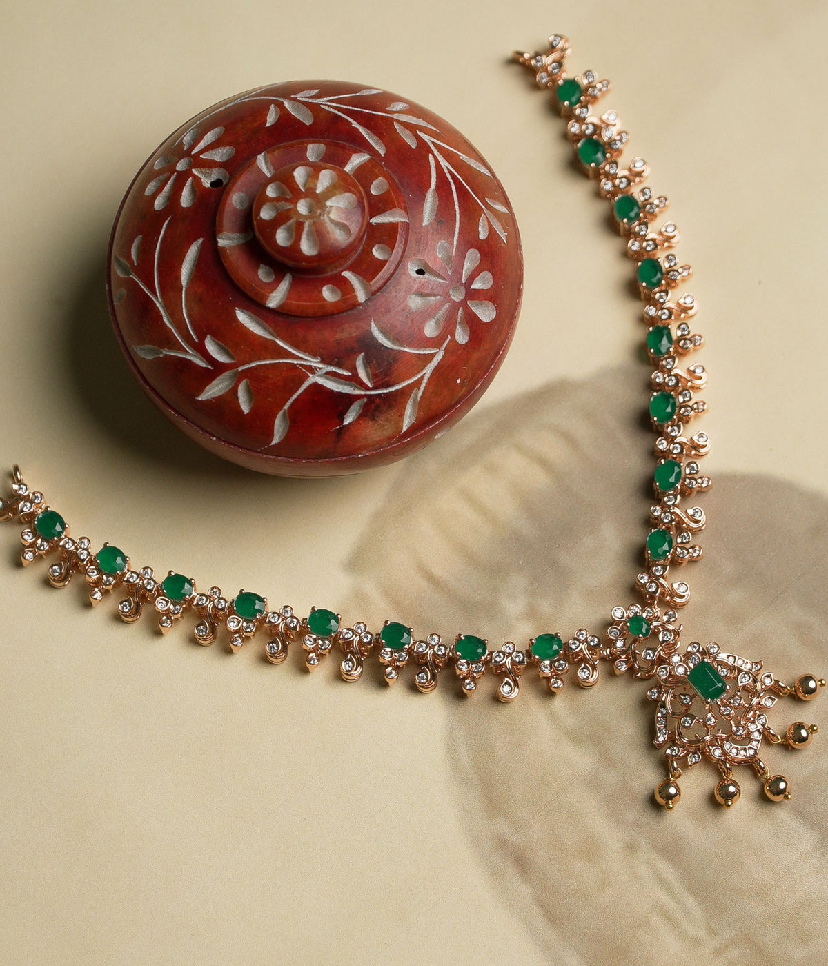 Handcrafted-silver-jewellery-necklace-Chennai.jpg