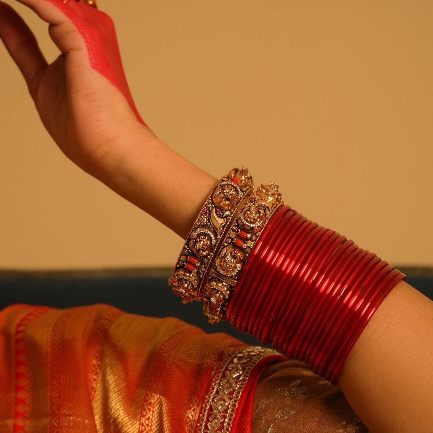 Traditional-silver-jewellery-bangles-Chennai.jpg