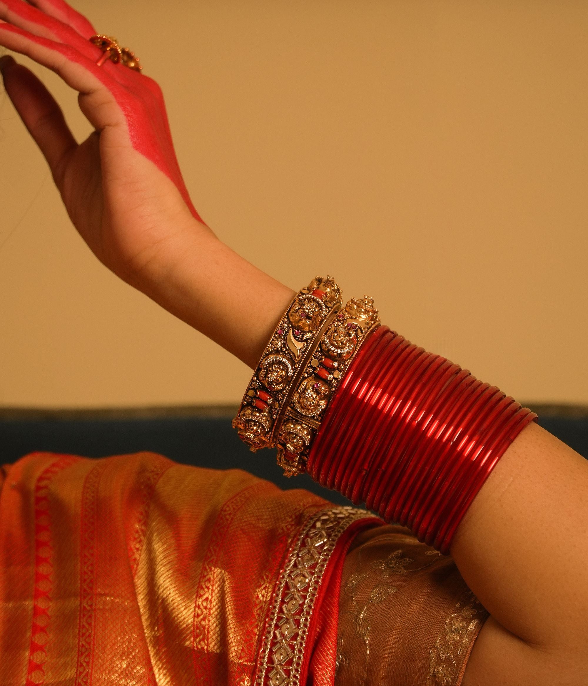 Handcrafted-silver-jewellery-bangles-Chennai.jpg