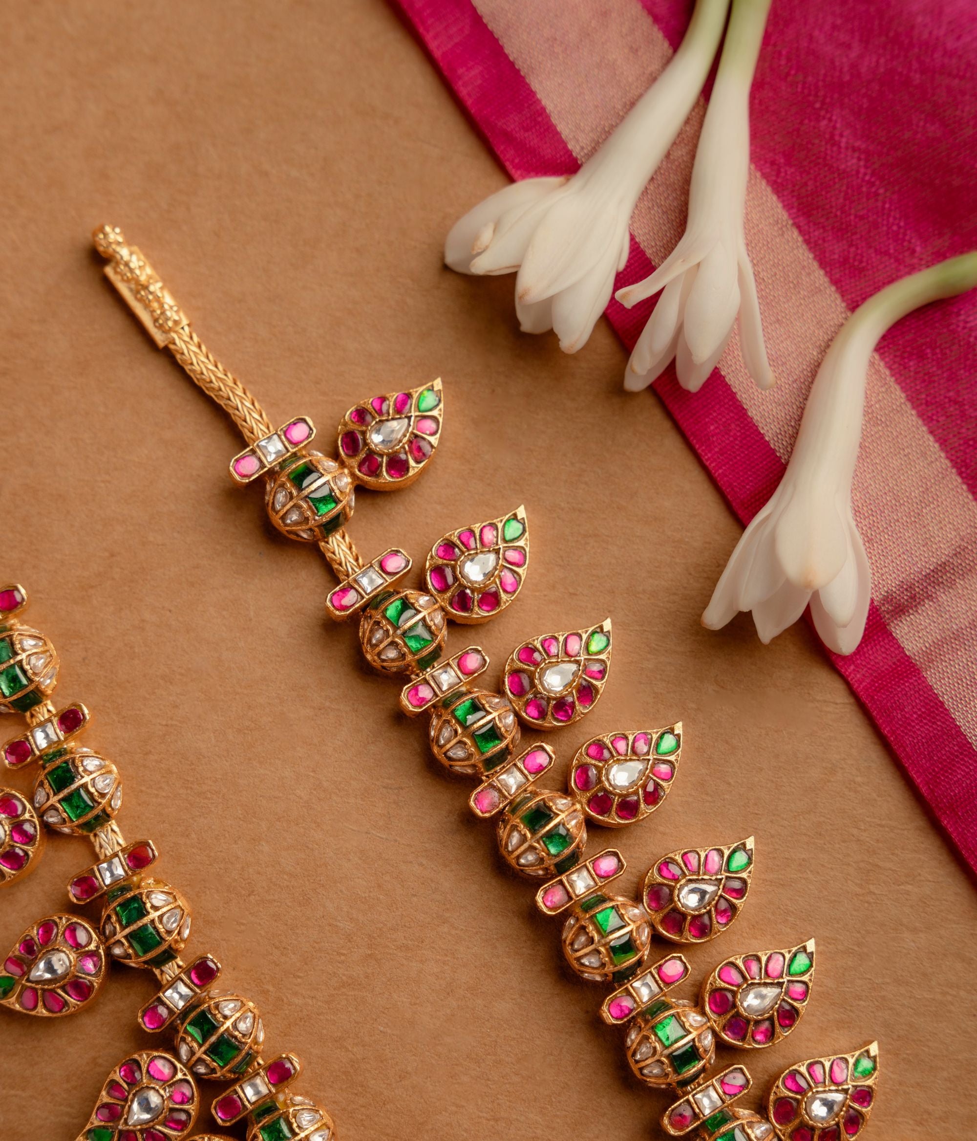 Exquisite-silver-jewellery-necklace-Chennai.jpg