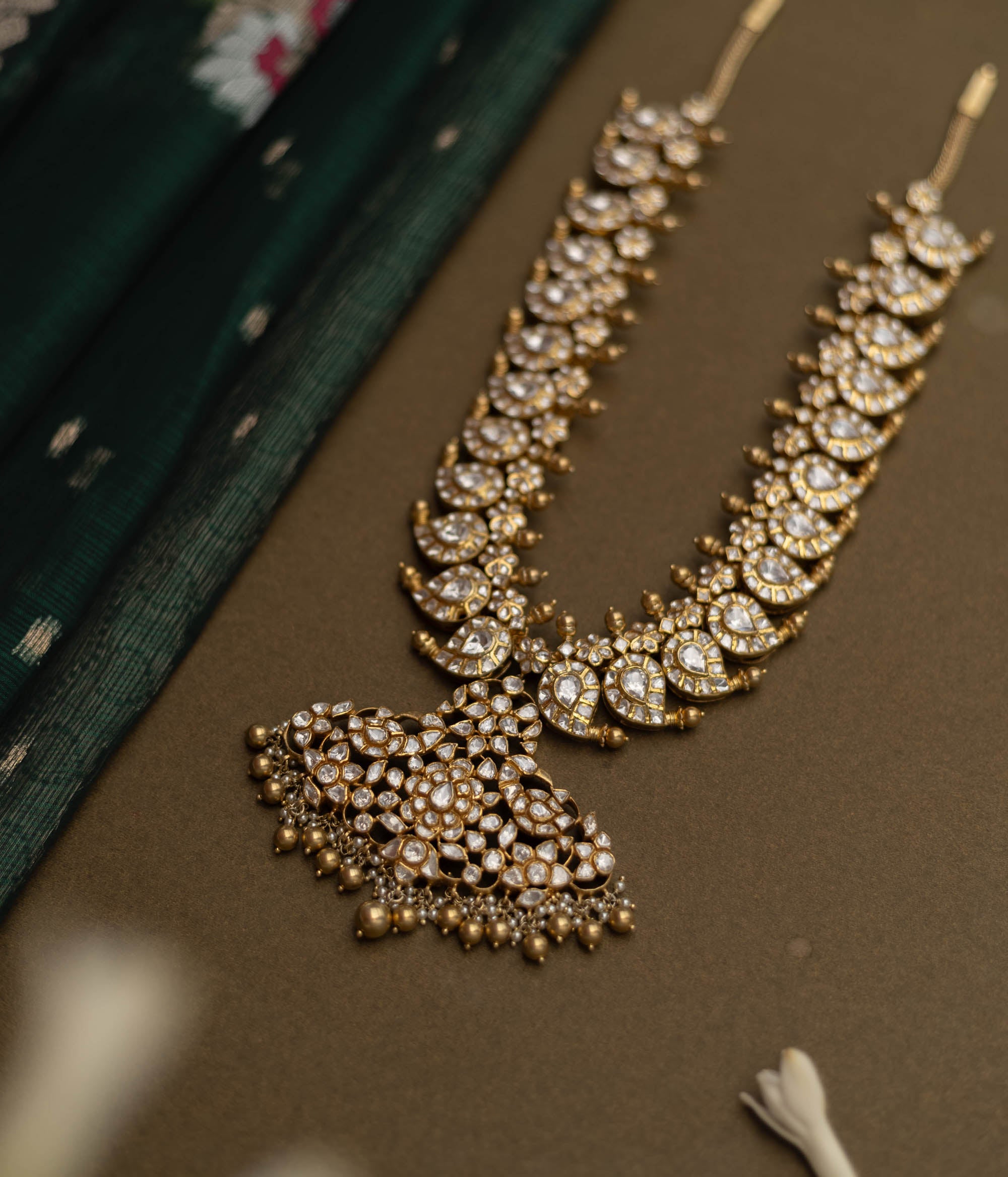 Madhugaram Necklace