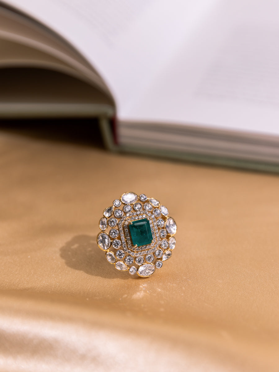 Sia Exquisite Minimal Moissanite Green Stone Ring