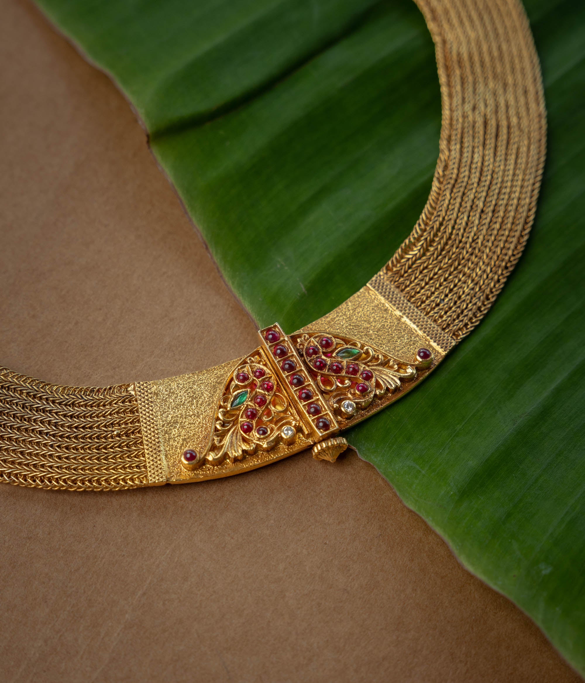 Plain Chain with Red Spinal Stone, Swarovski Stone, Green Polki Stone, themed around Charming.