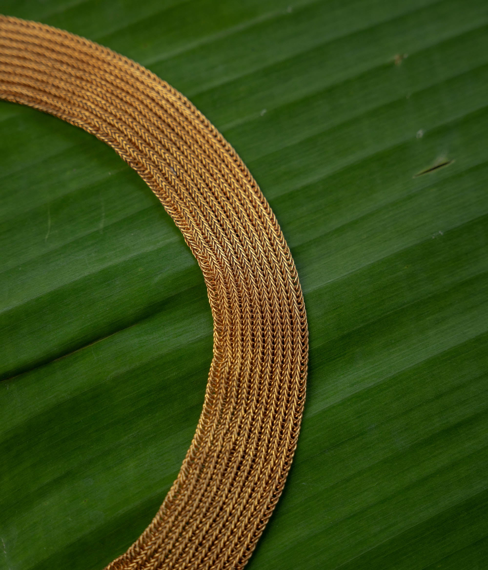 Plain Chain with Red Spinal Stone, Swarovski Stone, Green Polki Stone, themed around Charming.
