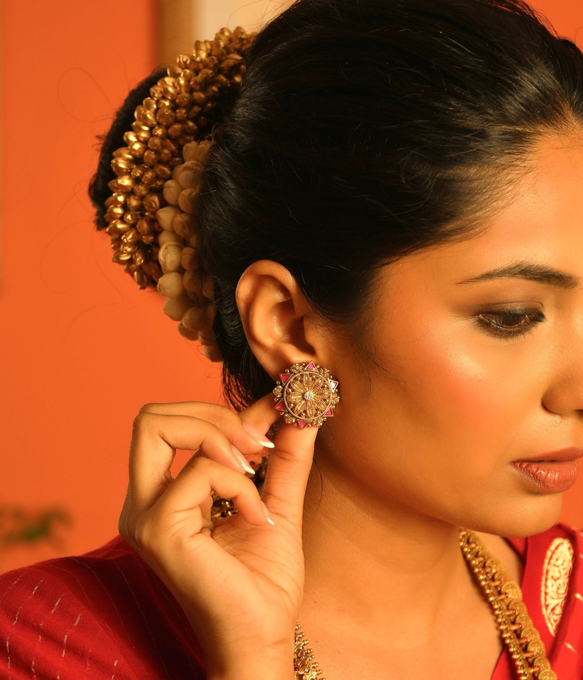 Traditional-silver-jewellery-studs-Chennai.jpg
