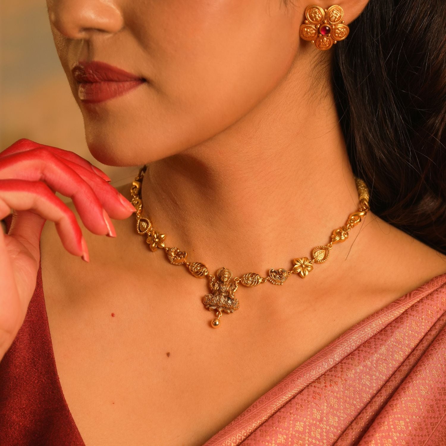 Traditional-silver-jewellery-necklace-Chennai.jpg