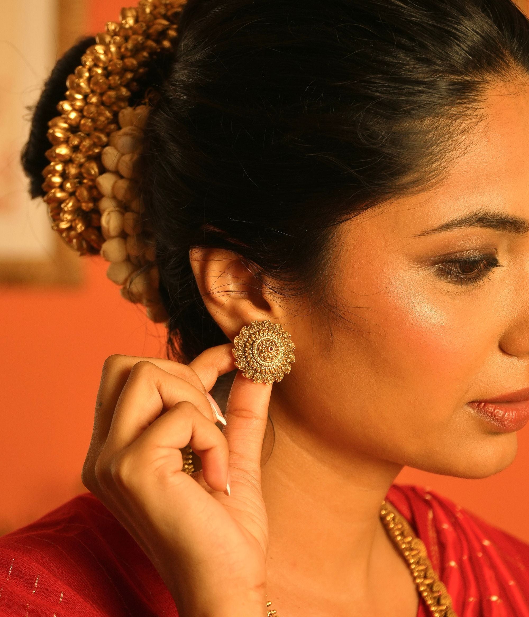 Traditional-silver-jewellery-studs-Chennai.jpg
