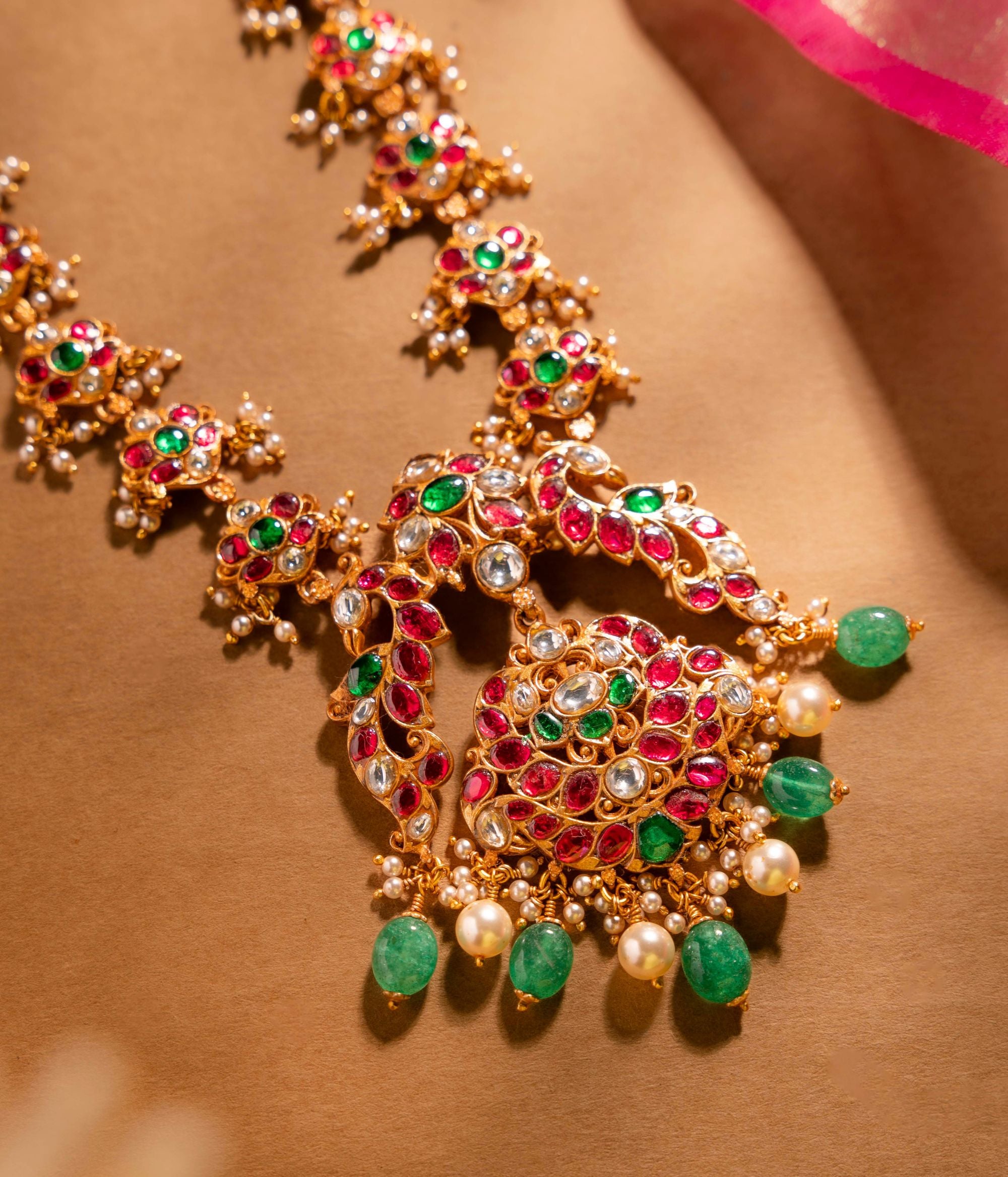 Exquisite-silver-jewellery-necklace-Chennai.jpg