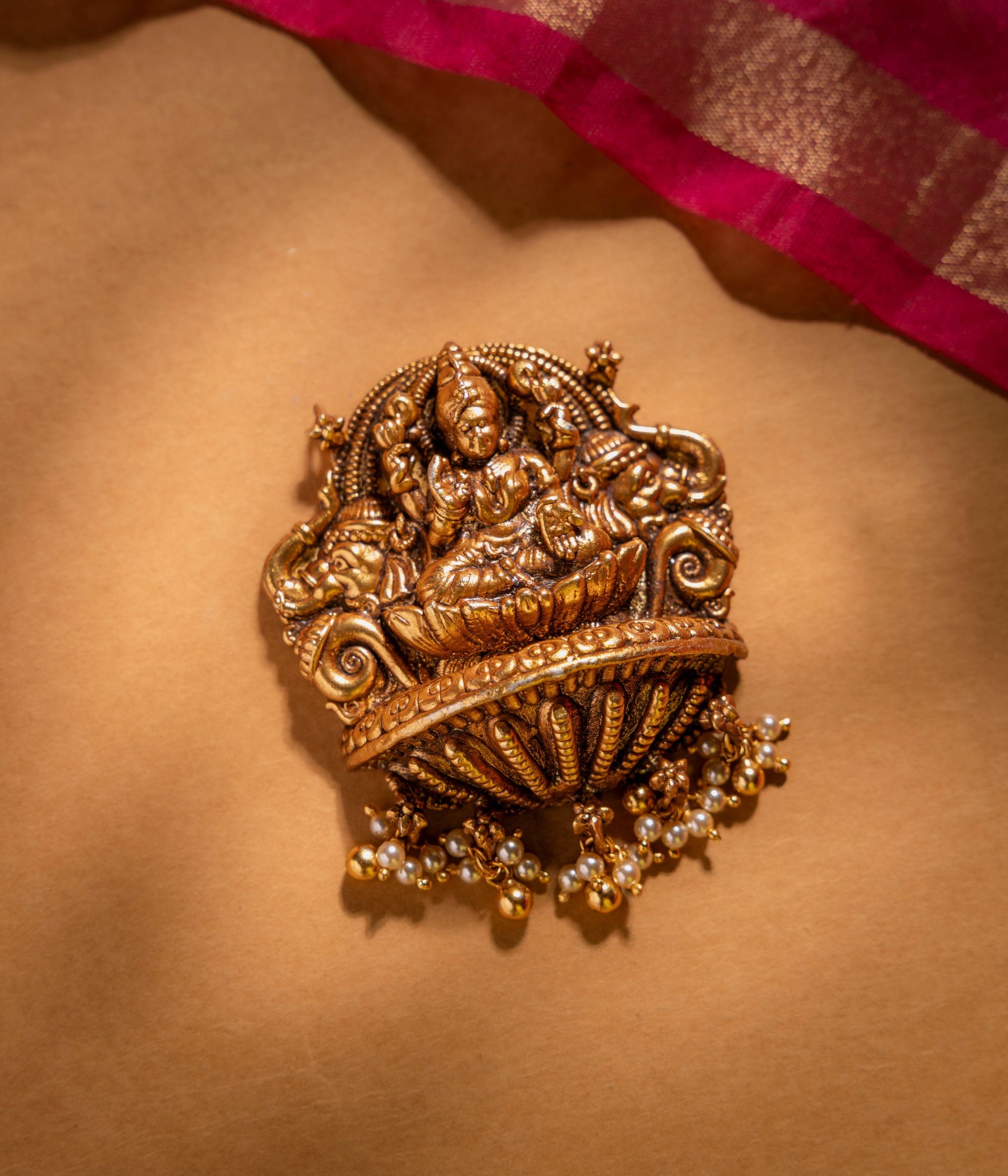 Handcrafted-silver-jewellery-pendant-Chennai.jpg