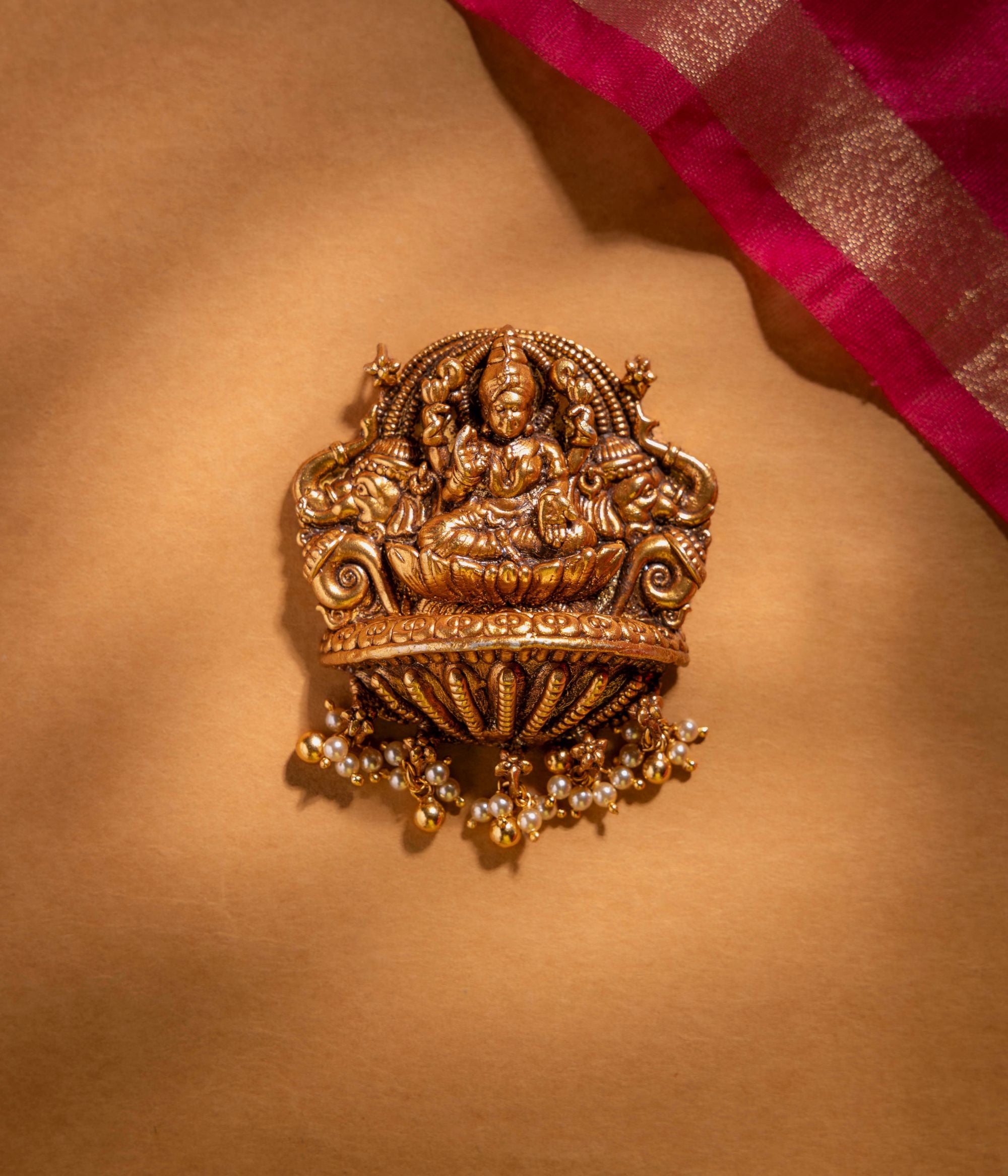 Unique-silver-jewellery-pendant-Chennai.jpg