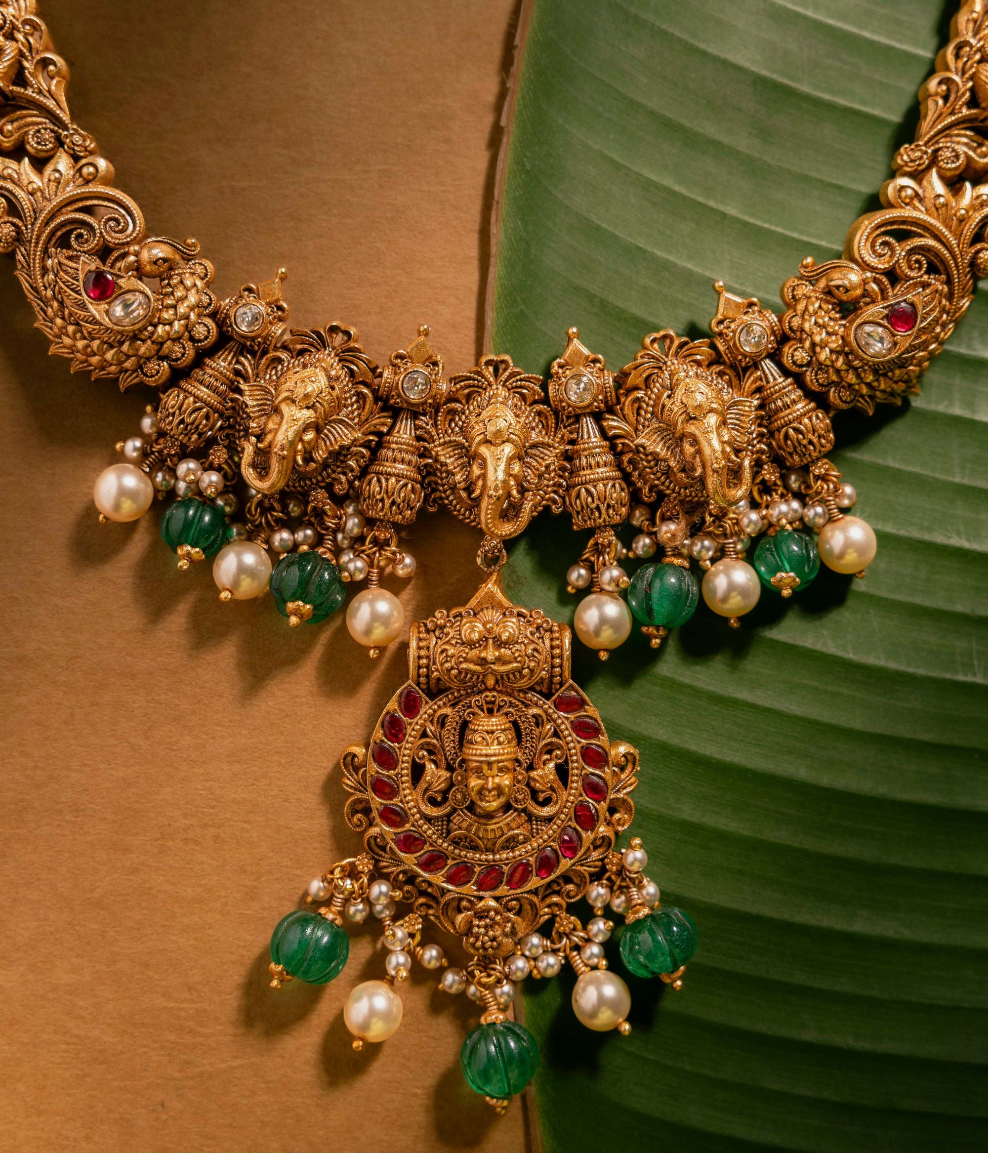 Handcrafted-silver-jewellery-necklace-Chennai.jpg