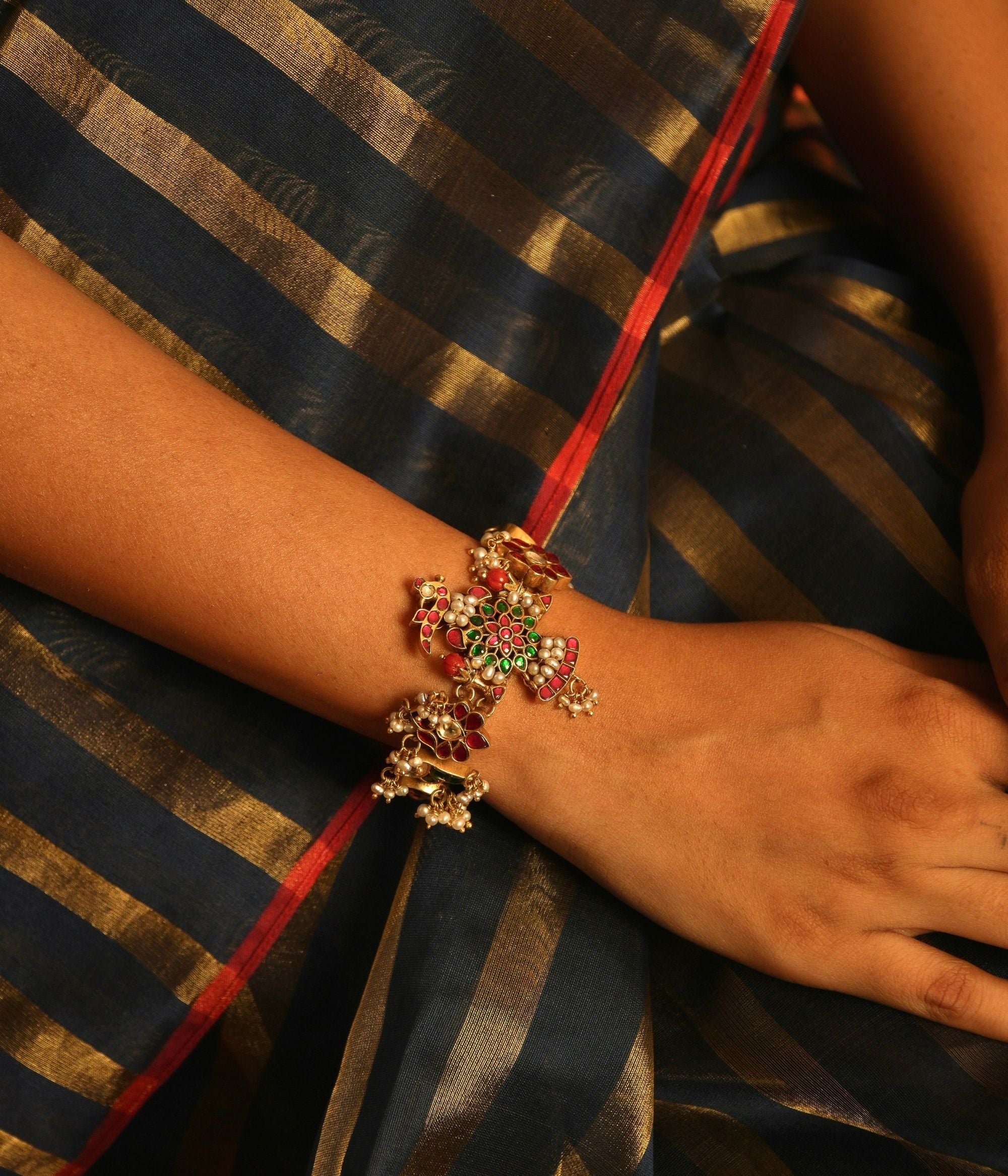 Luxury-silver-jewellery-bracelet-Chennai.jpg