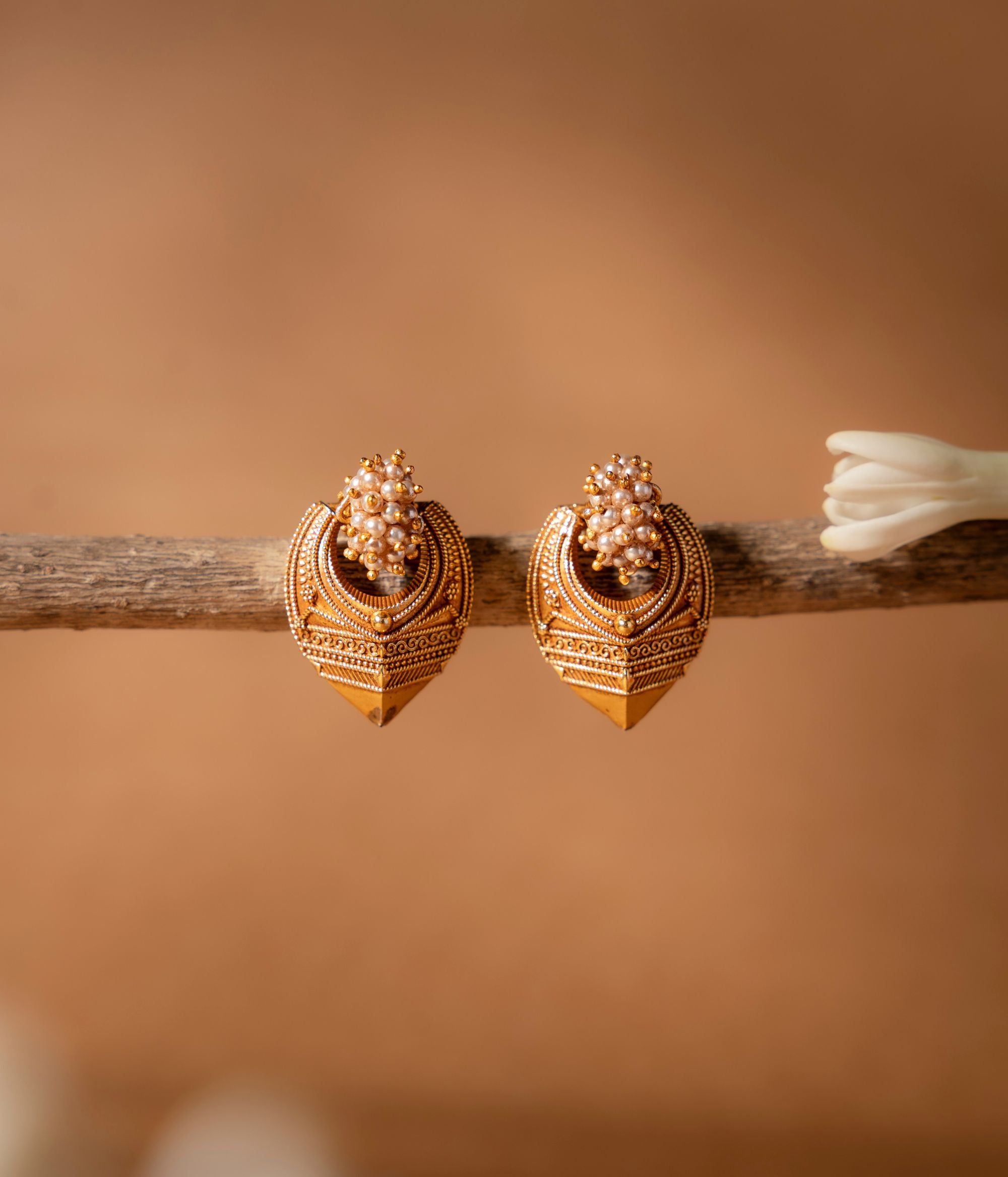 Handcrafted-silver-jewellery-earrings-Chennai.jpg