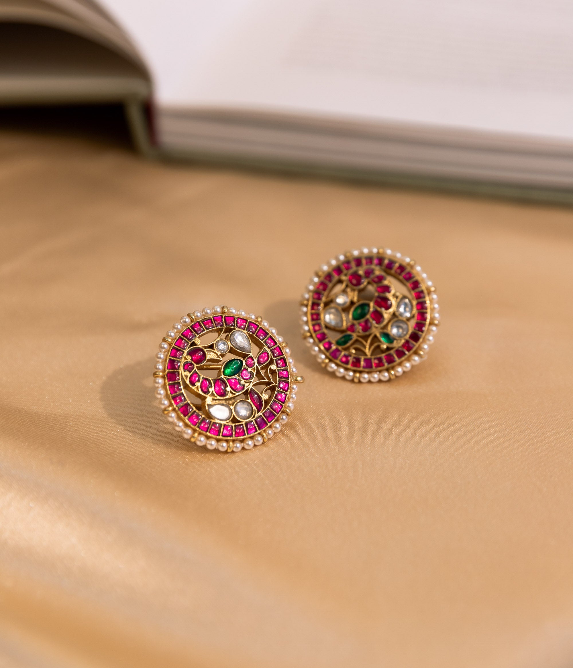 Reya Kundan Earrings