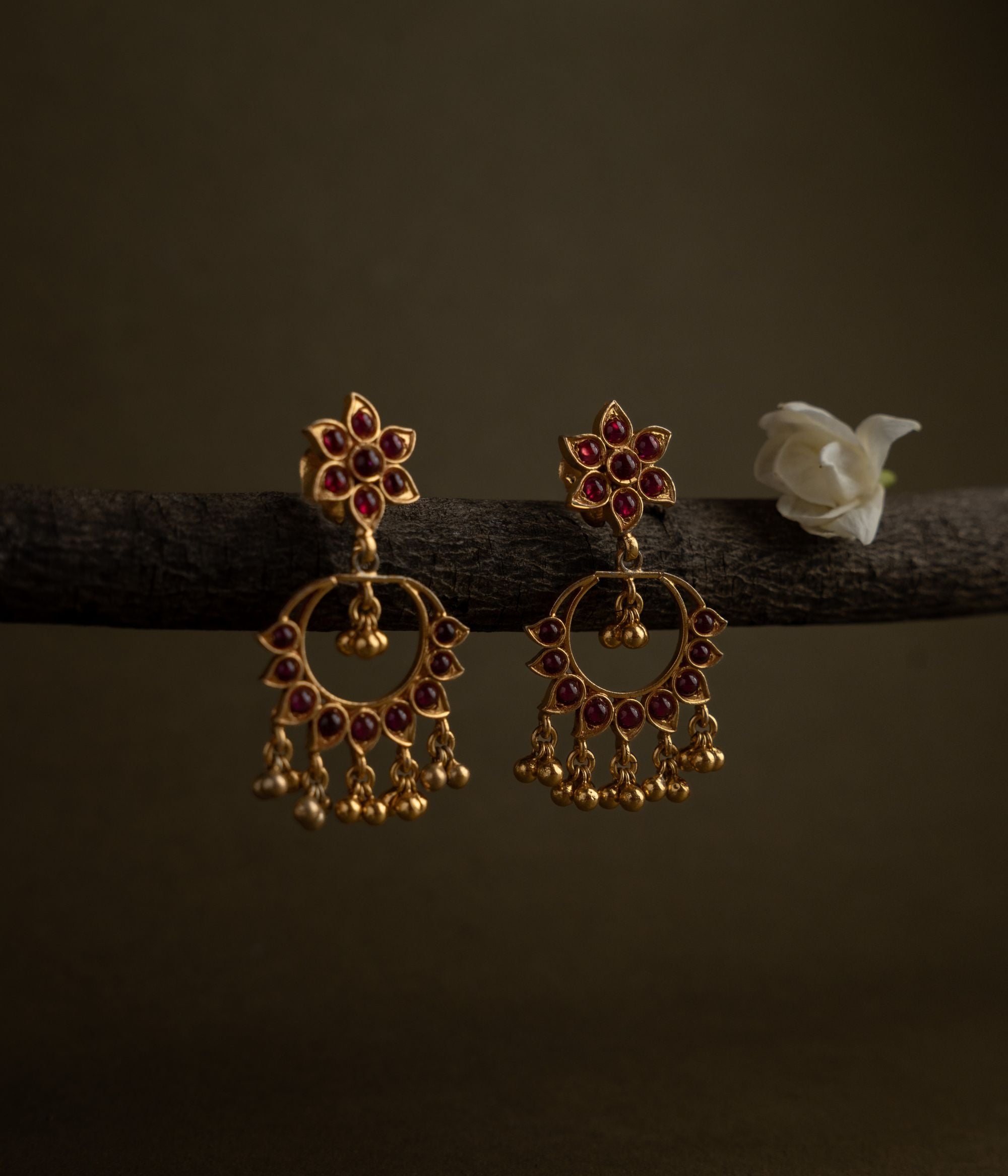 Handcrafted-silver-jewellery-earrings-Chennai.jpg