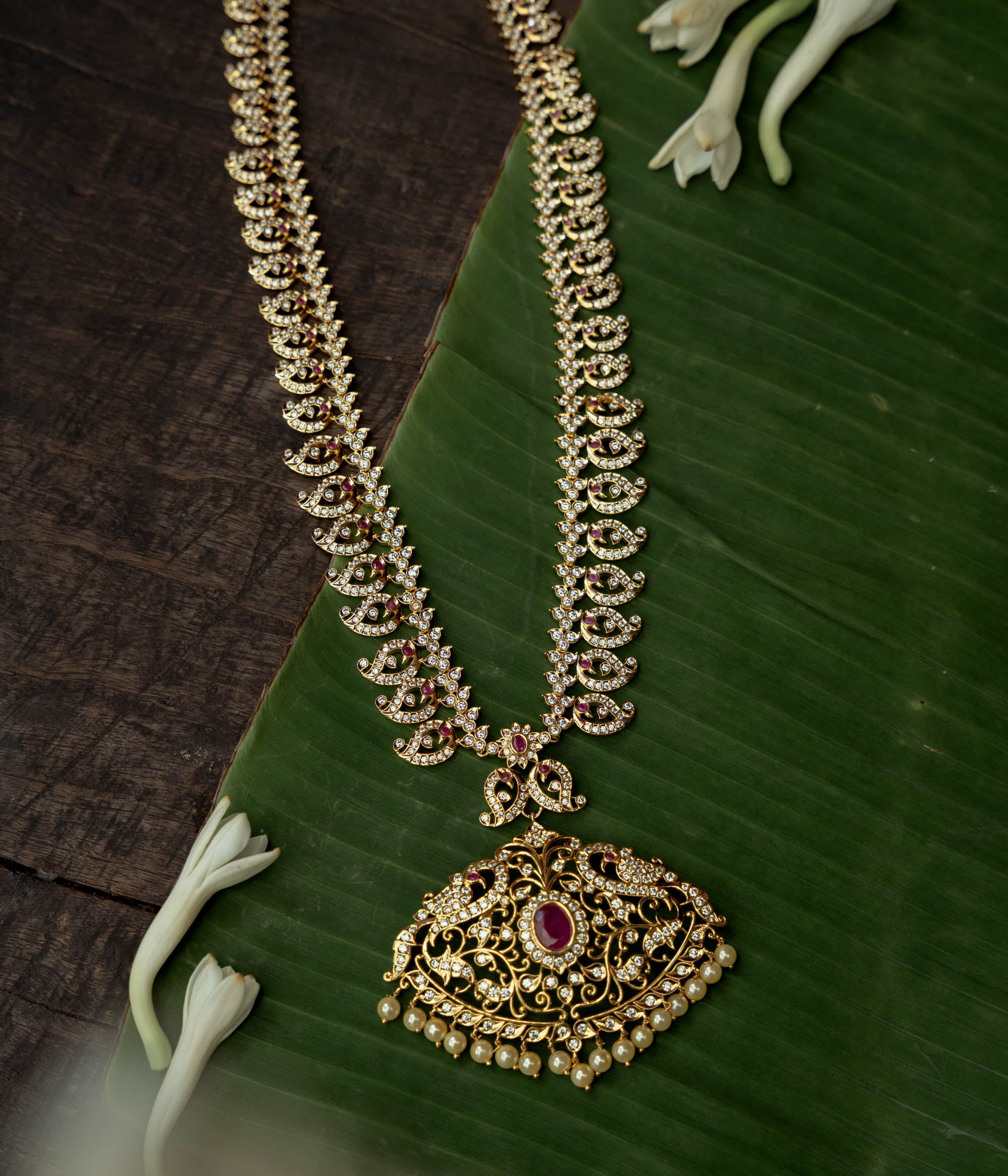 Red Swarovski pearl aurora necklace