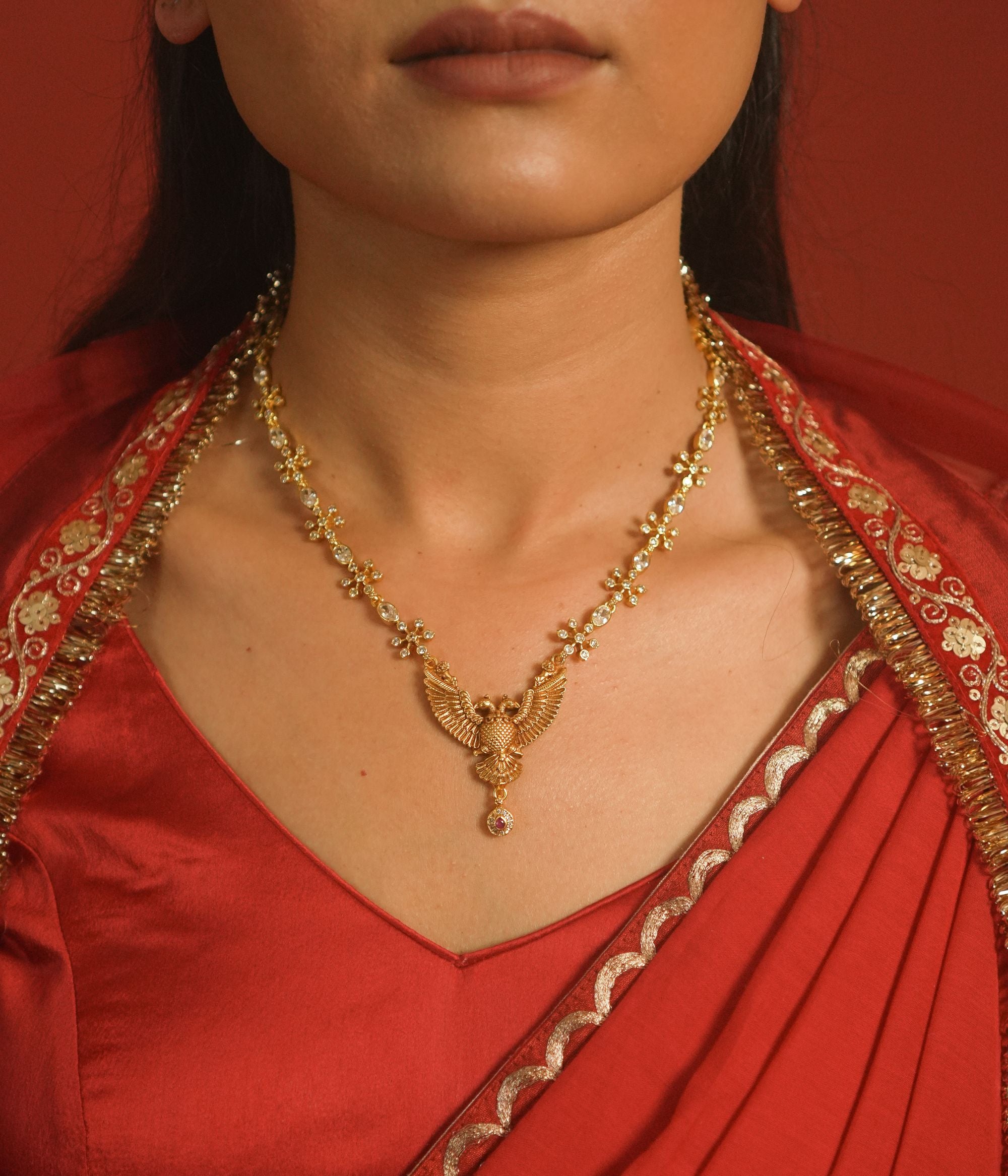 Alani Necklace from DivasMantra – delicate craftsmanship in silver jewelry