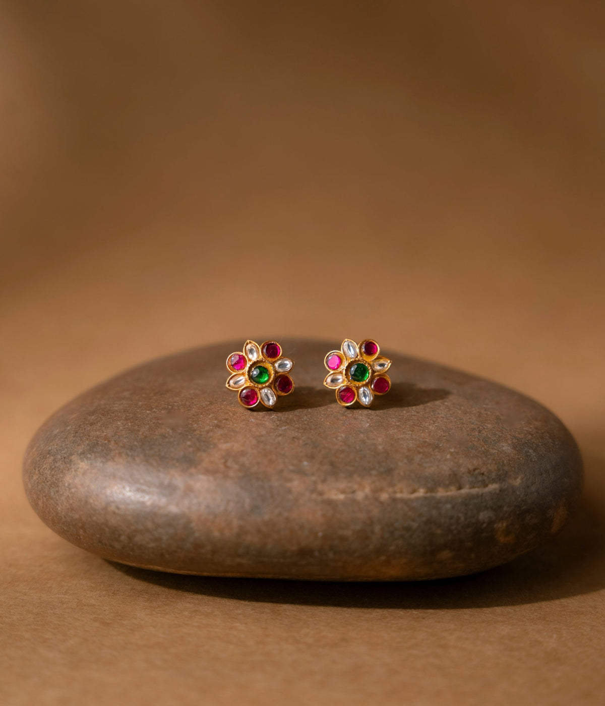 Luxury-silver-jewellery-studs-Chennai.jpg