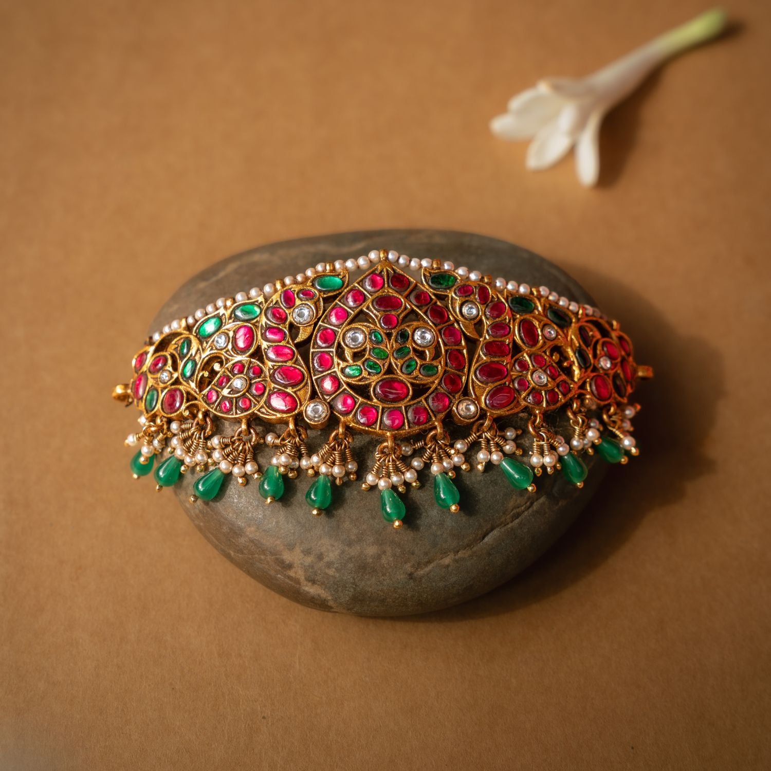Traditional-silver-jewellery-choker-Chennai.jpg