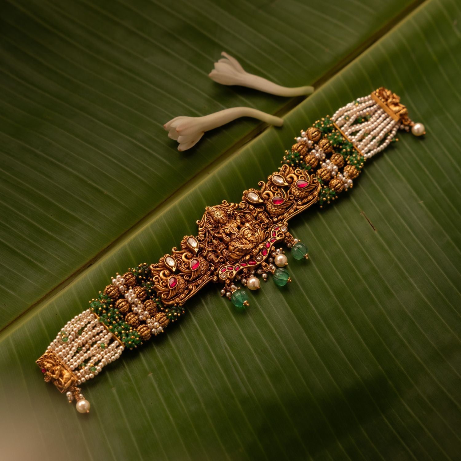 Traditional-silver-jewellery-choker-Chennai.jpg