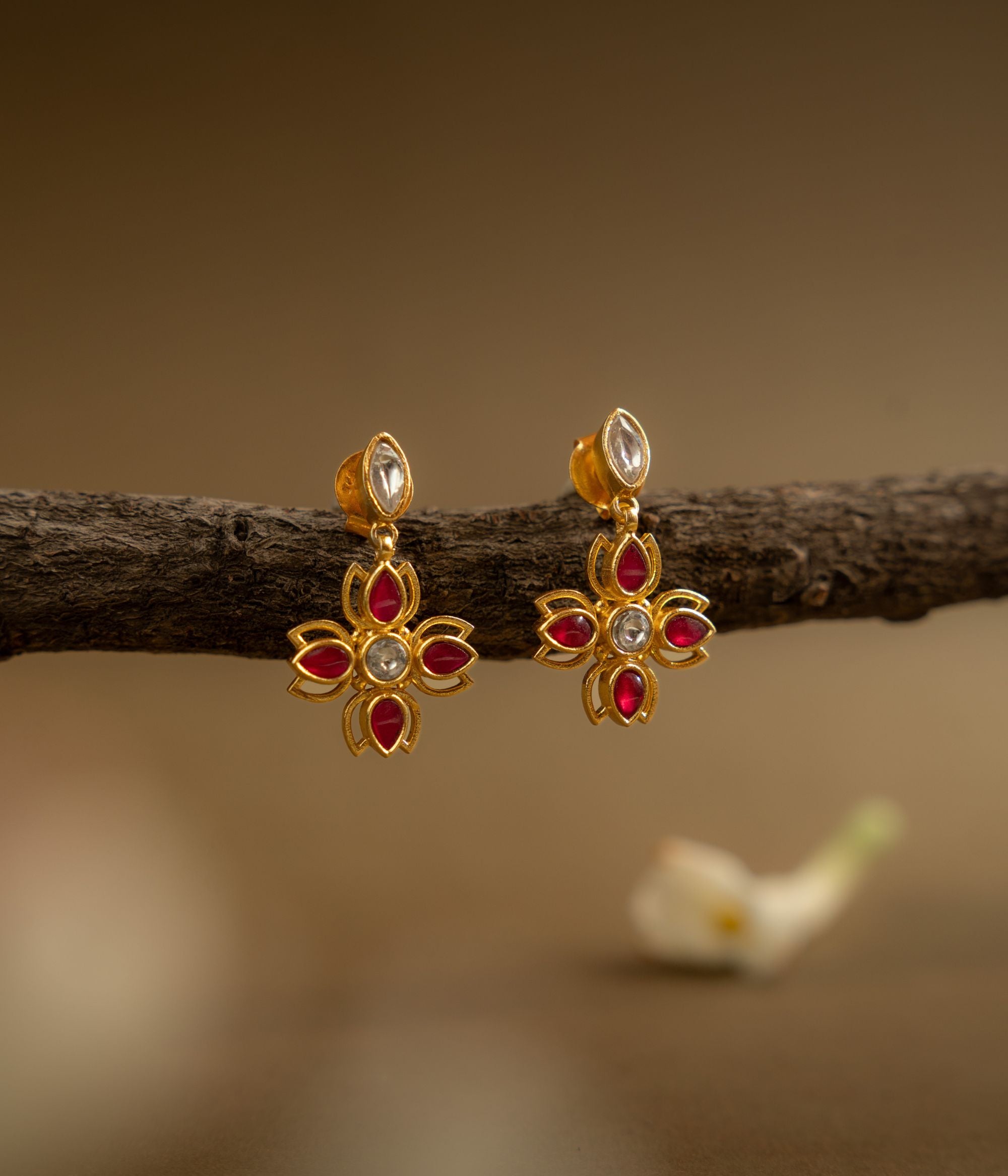 Luxury-silver-jewellery-earrings-Chennai.jpg