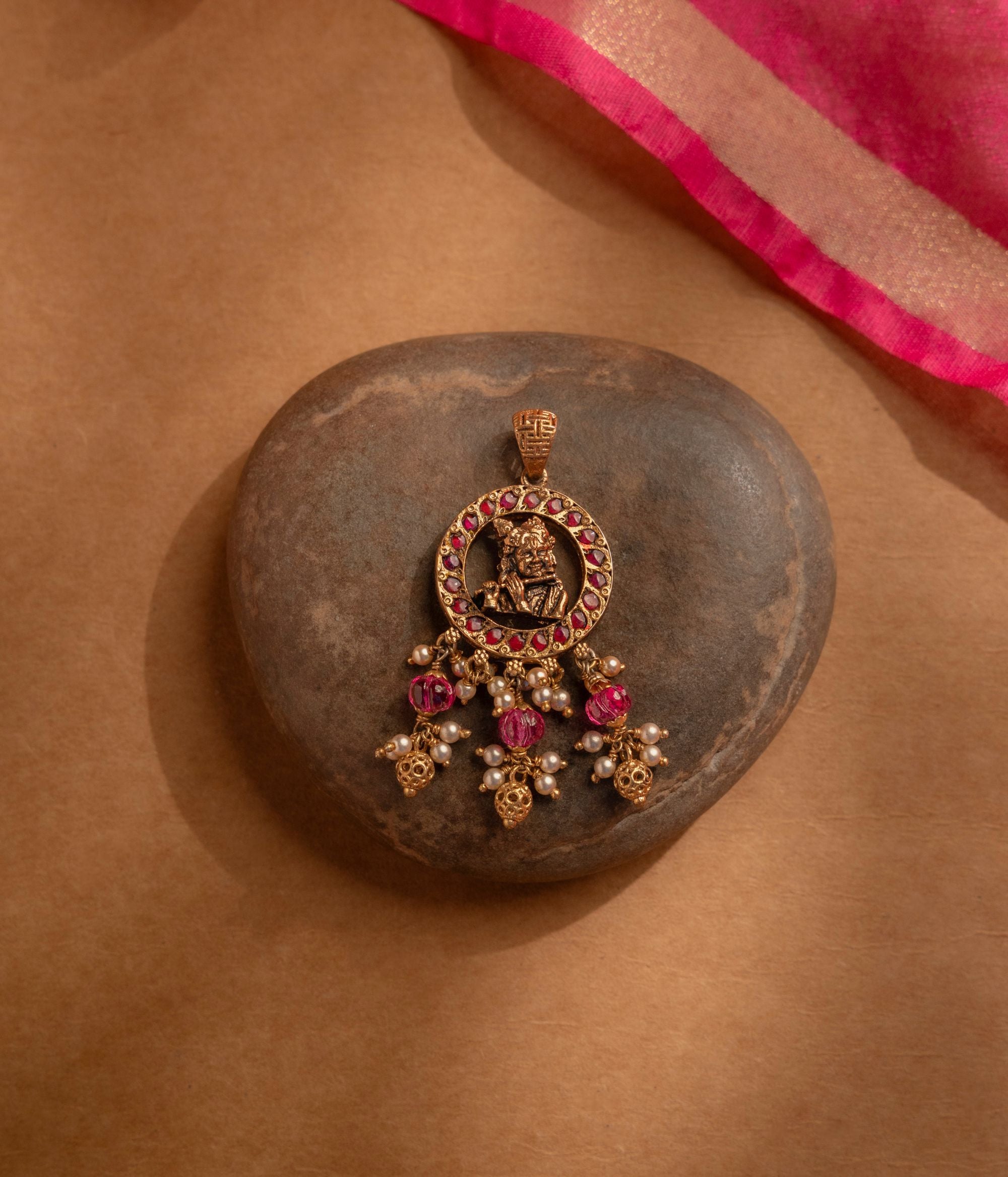 Unique-silver-jewellery-pendant-Chennai.jpg