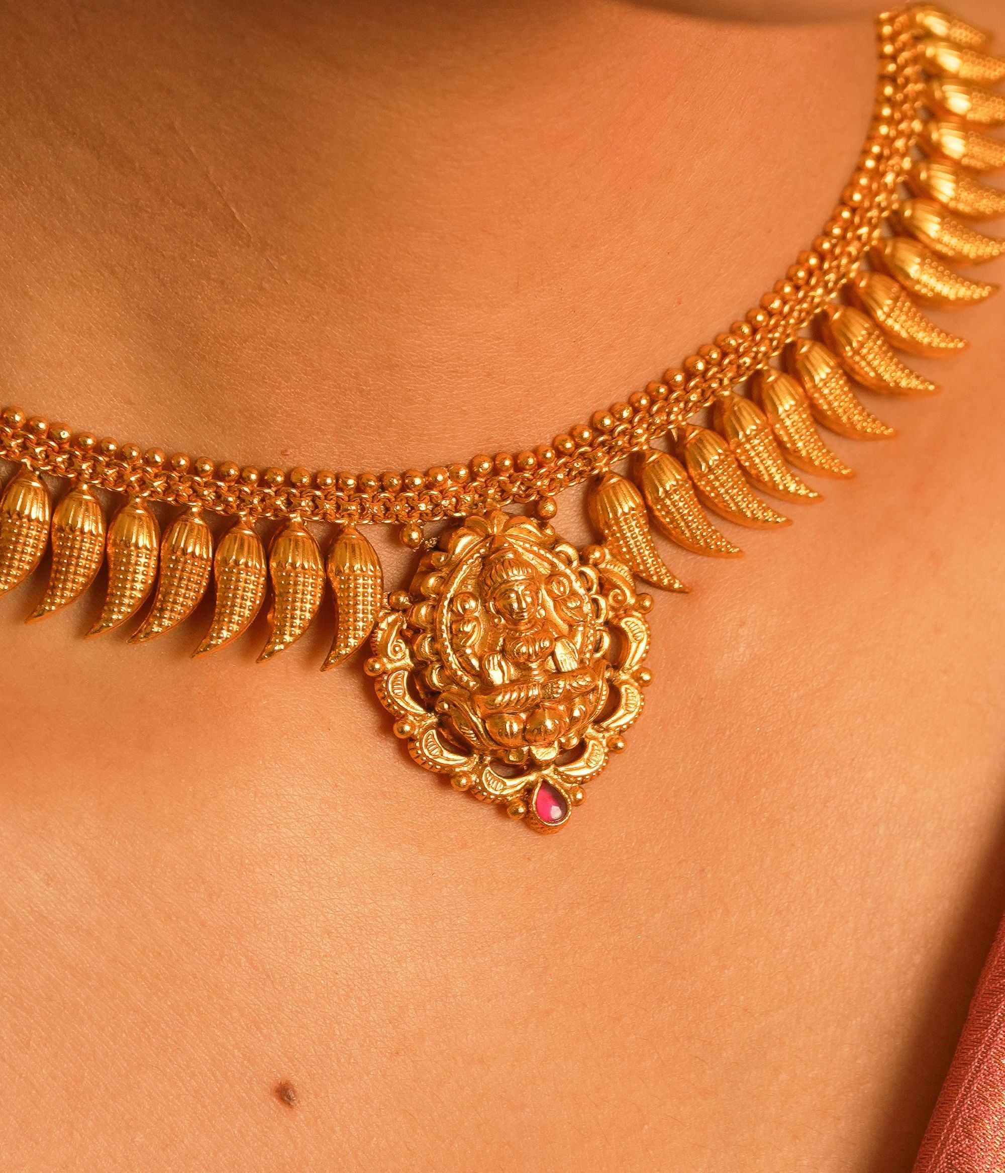 Unique-silver-jewellery-necklace-Chennai.jpg