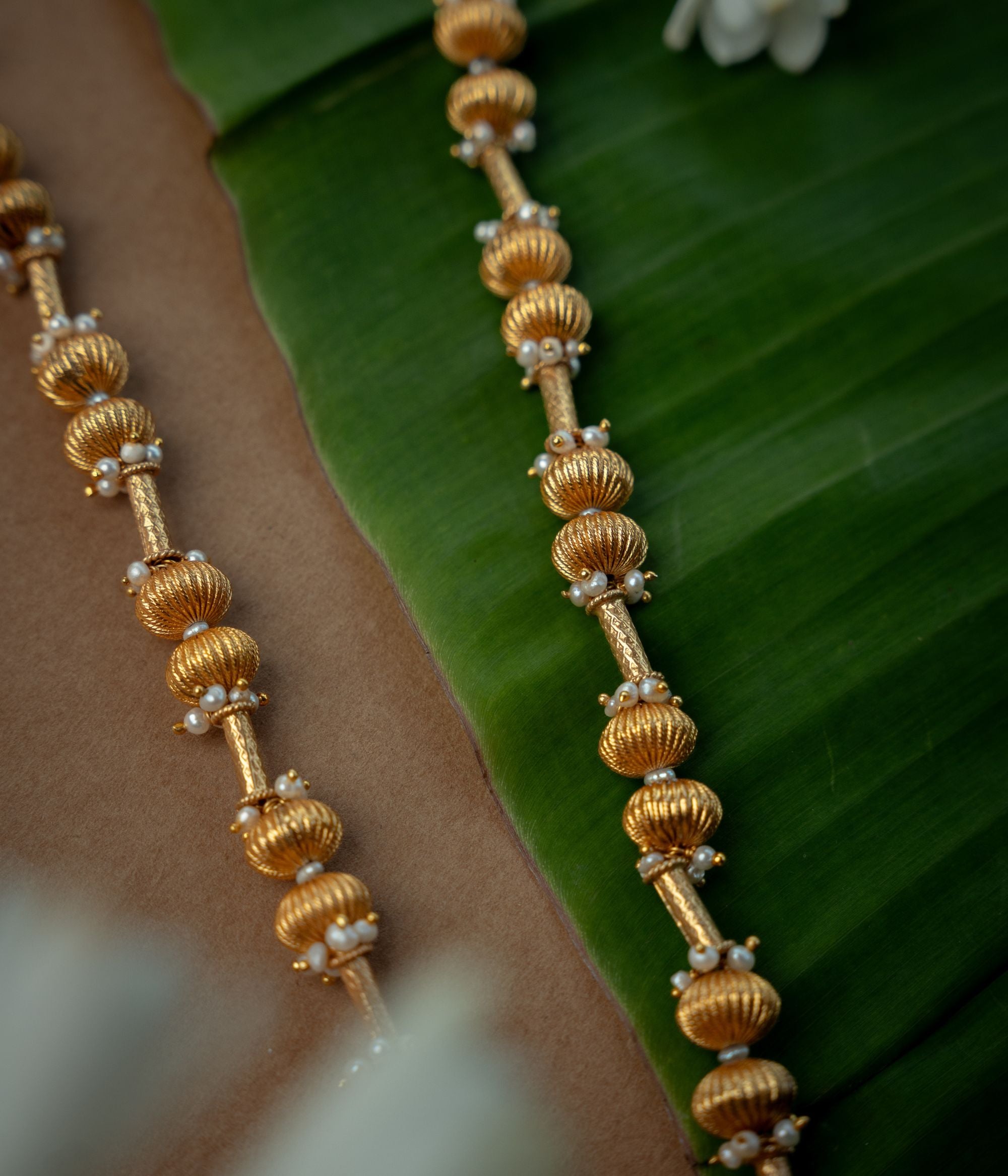 Trible Necklace with Red Kundan Stone, White Kundan Stone and Preals., themed around Garuda.